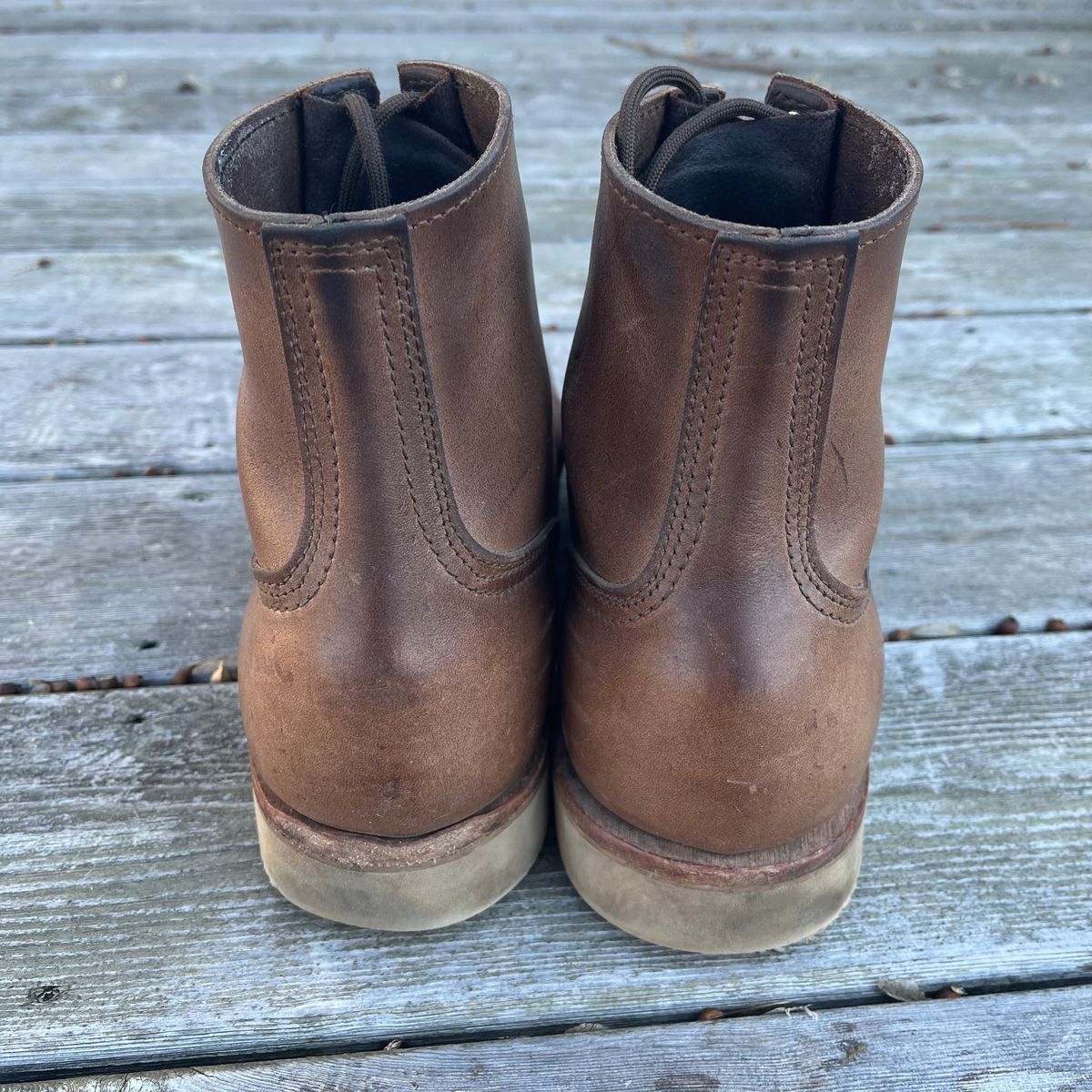 Photo by Iron_Burnside on January 5, 2024 of the Nicks Free Range in Horween Natural Chromexcel.