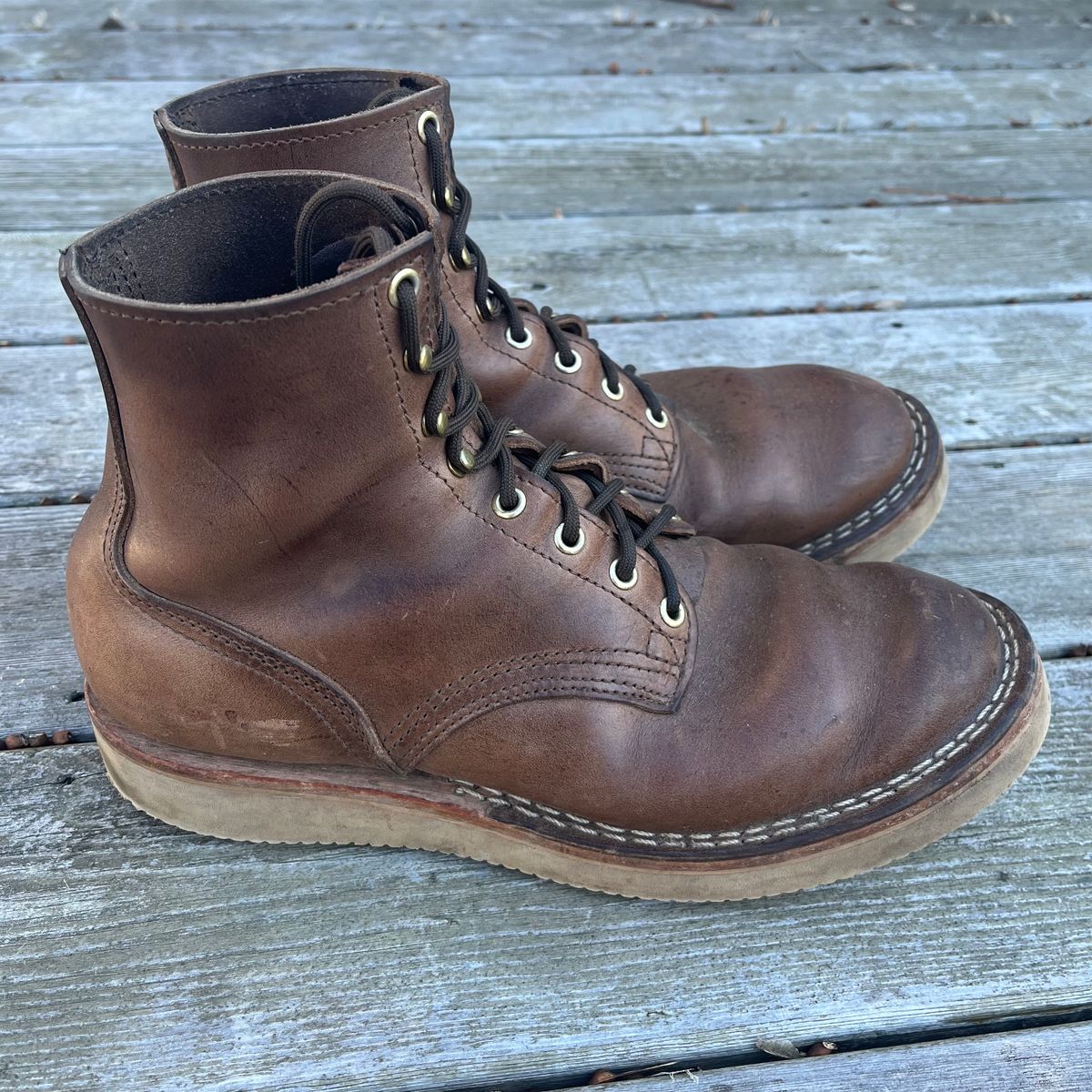 Photo by Iron_Burnside on January 5, 2024 of the Nicks Free Range in Horween Natural Chromexcel.