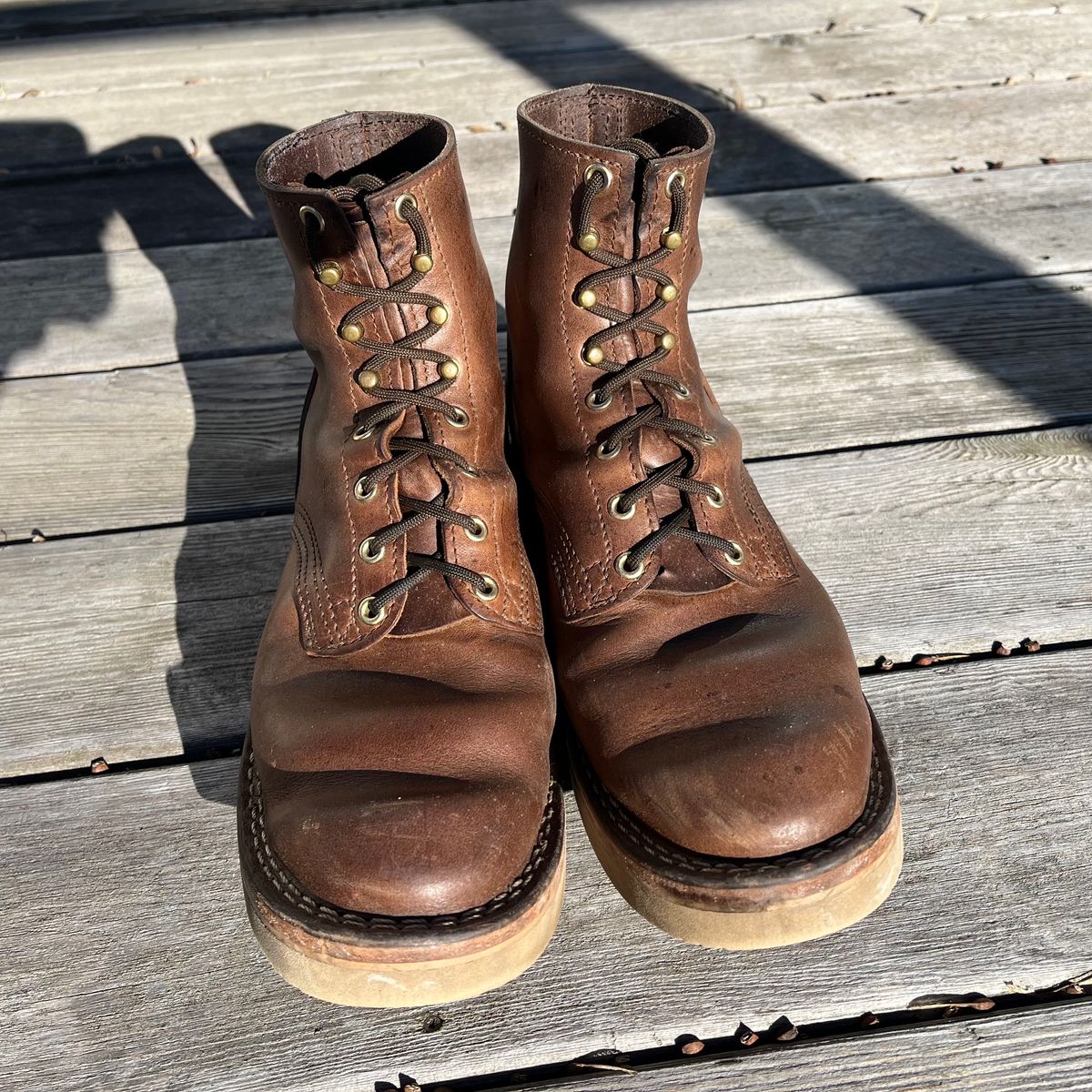 Photo by Iron_Burnside on February 4, 2024 of the Nicks Free Range in Horween Natural Chromexcel.