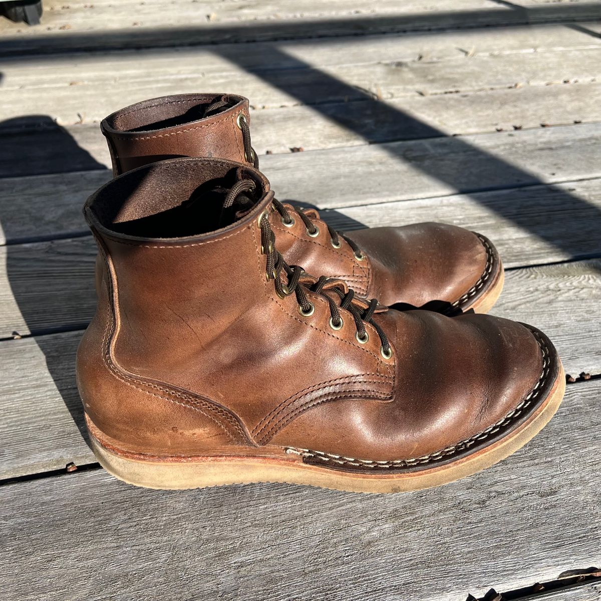 Photo by Iron_Burnside on February 4, 2024 of the Nicks Free Range in Horween Natural Chromexcel.