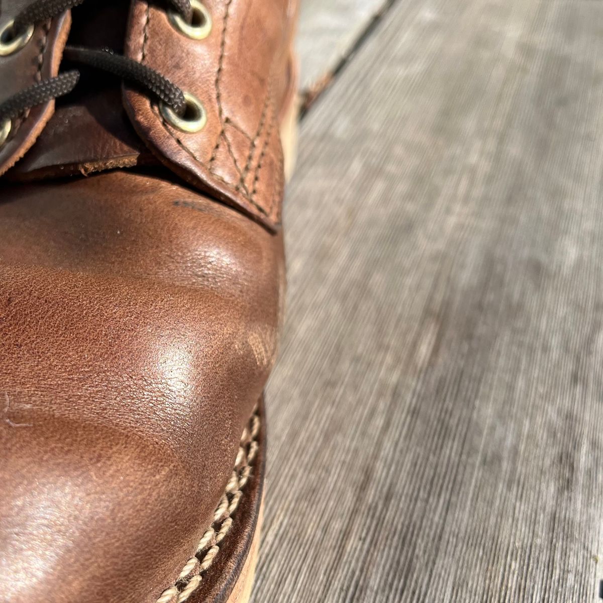 Photo by Iron_Burnside on March 3, 2024 of the Nicks Free Range in Horween Natural Chromexcel.