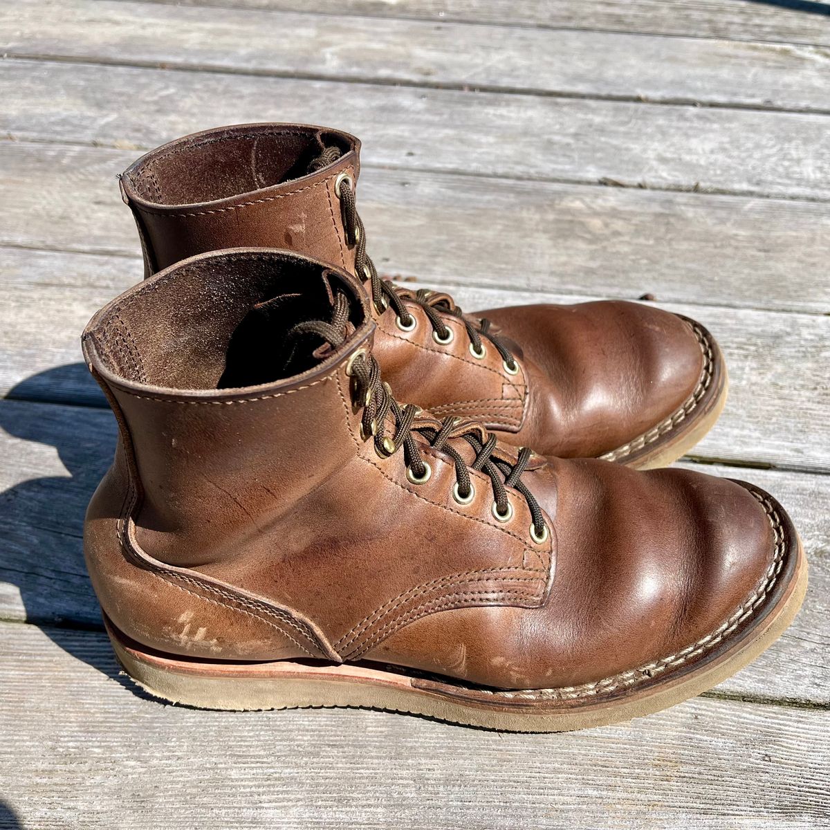 Photo by Iron_Burnside on April 2, 2024 of the Nicks Free Range in Horween Natural Chromexcel.