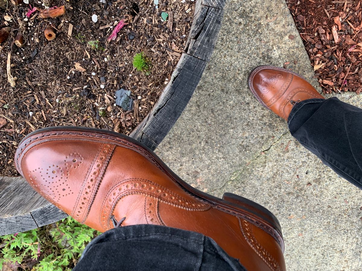 Photo by rubyjupiter on November 1, 2023 of the Allen Edmonds Hamilton in Walnut Calfskin.