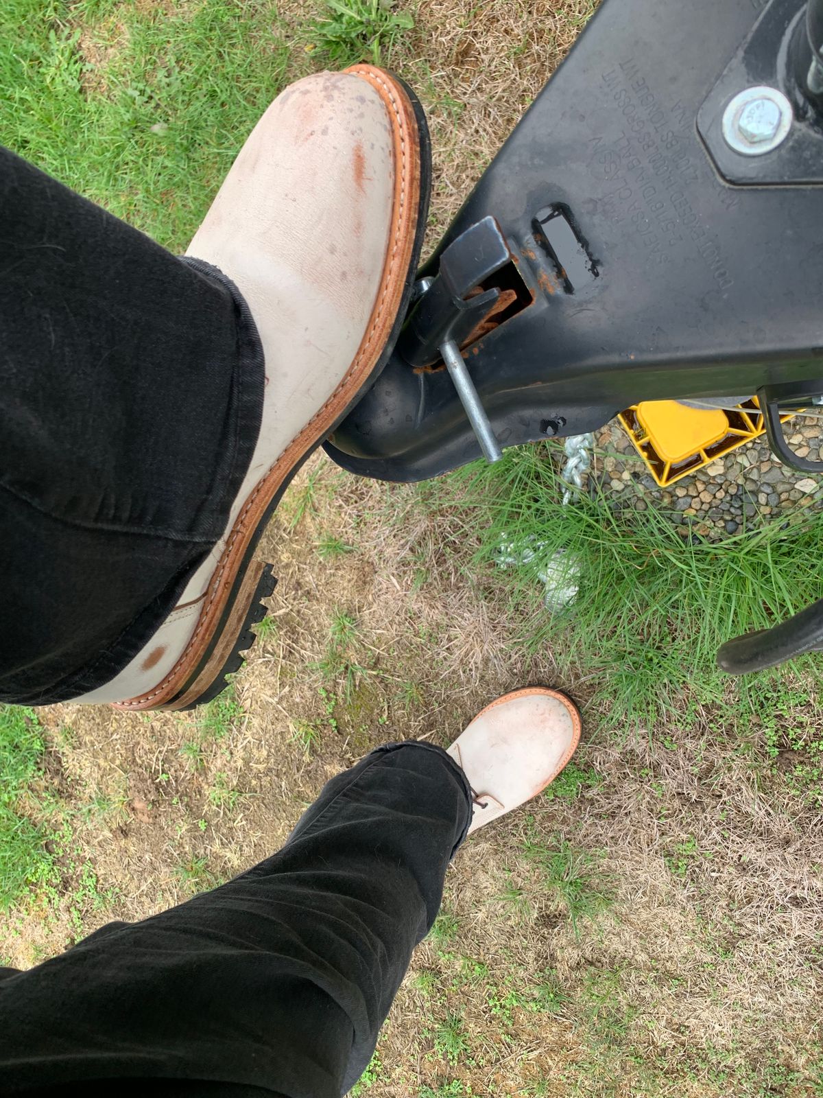 Photo by rubyjupiter on November 1, 2023 of the Oak Street Bootmakers Trench Boot in Volpi Whitewash Overdye Abetone.