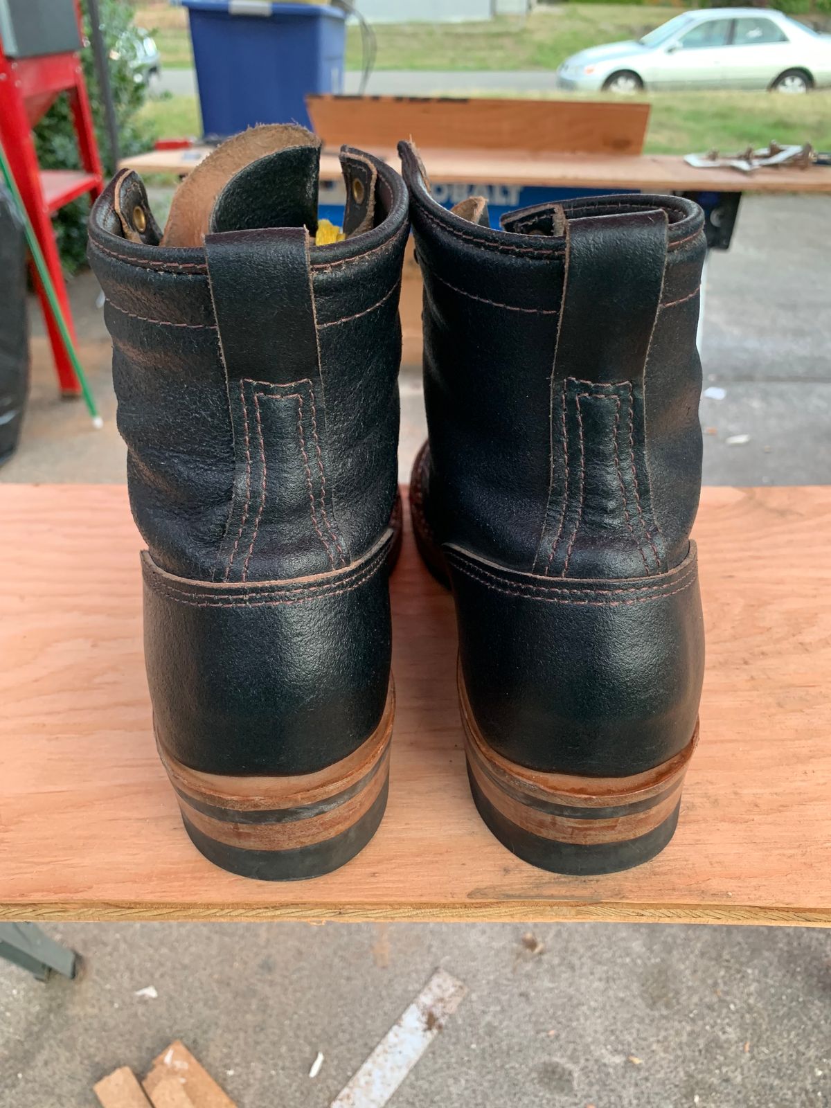 Photo by rubyjupiter on October 2, 2021 of the Wesco Warren Boot in Horween Navy Waxed Flesh.