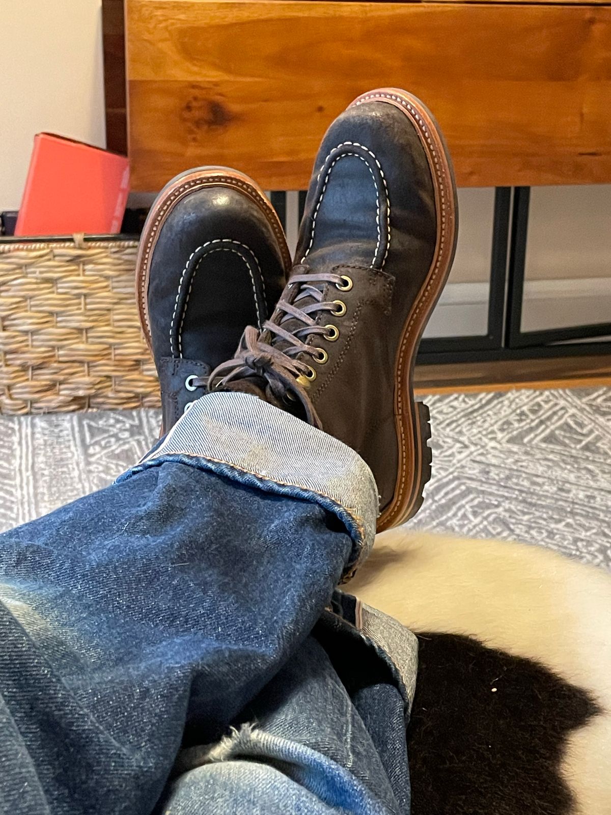 Photo by jimmyhundred on November 13, 2022 of the Grant Stone Brass Boot in C.F. Stead Earth Waxy Commander Suede.