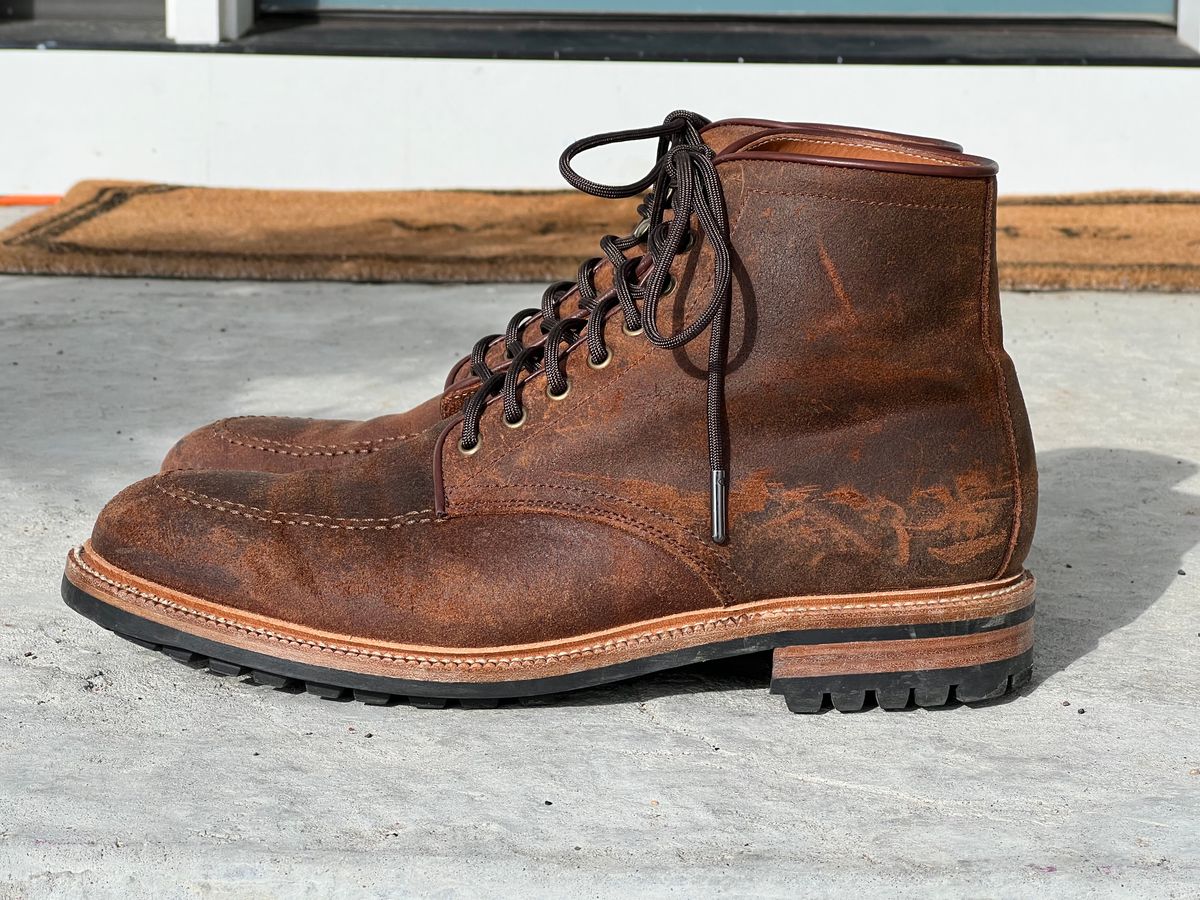 Photo by JNip on February 5, 2023 of the Parkhurst The Niagara in C.F. Stead Light Brown Waxy Commander Suede.