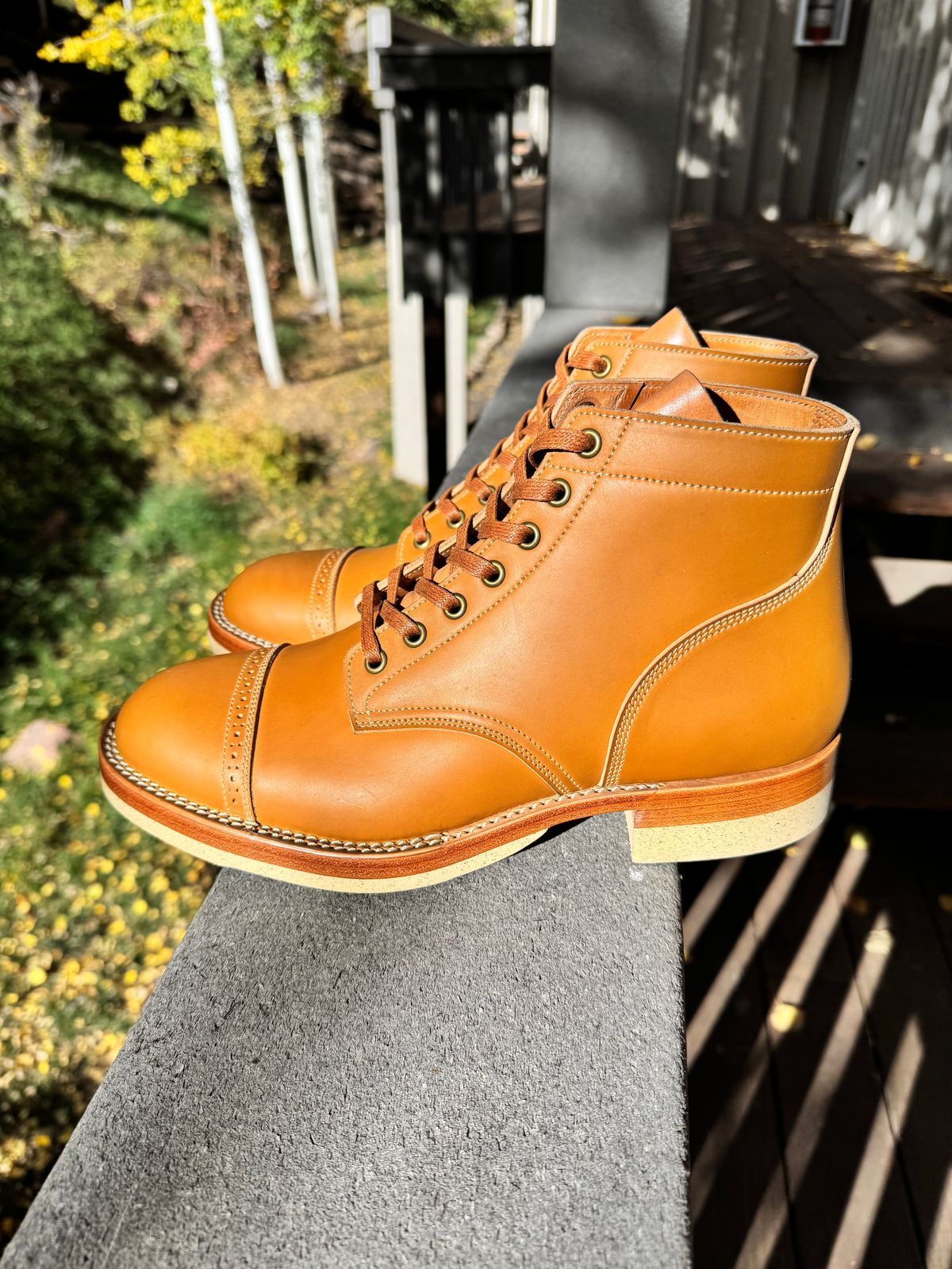 Photo by boots.bikes.rx on October 5, 2025 of the Onderhoud SVC03 Service Boot in Maryam Natural Shell.