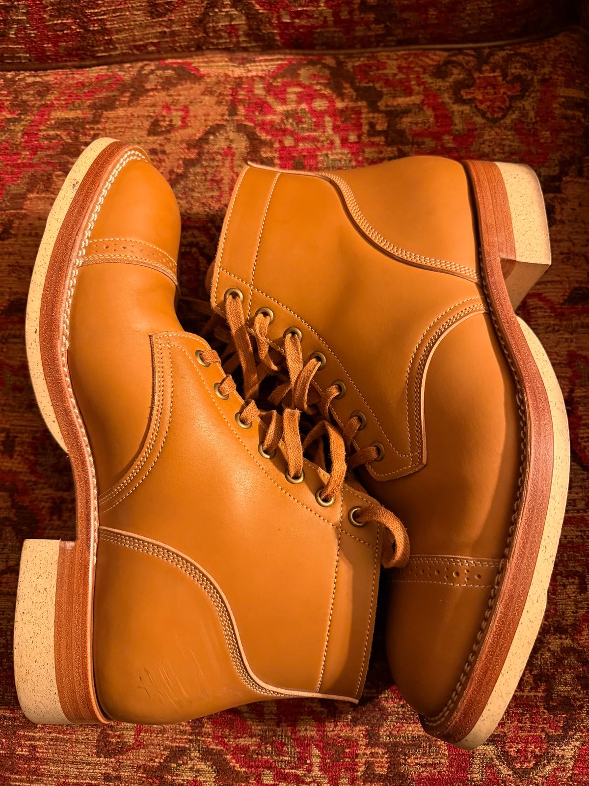 Photo by boots.bikes.rx on November 6, 2025 of the Onderhoud SVC03 Service Boot in Maryam Natural Shell.