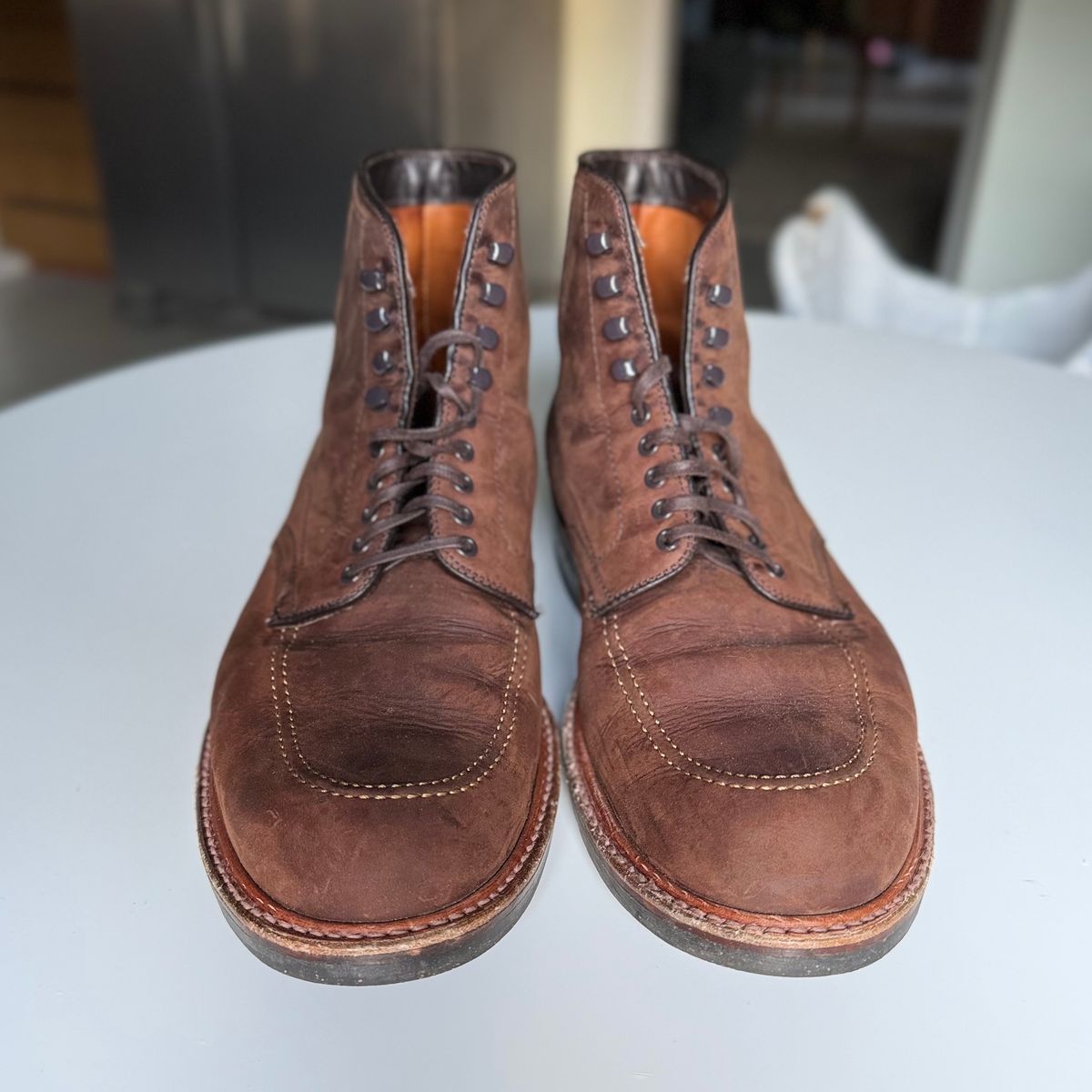 Photo by boots.bikes.rx on November 9, 2023 of the Alden Indy Boot in Horween Tobacco Smooth Chamois.