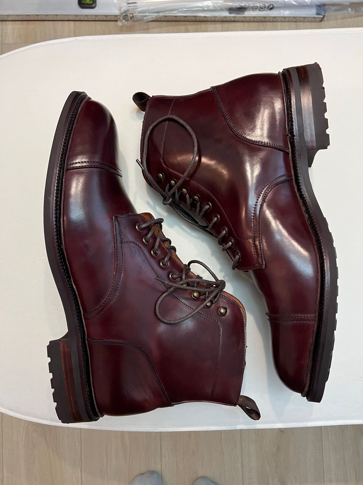 Photo by boot_chiro on October 3, 2022 of the Meermin Jumper Boot in Burgundy Heritage Shell Cordovan.