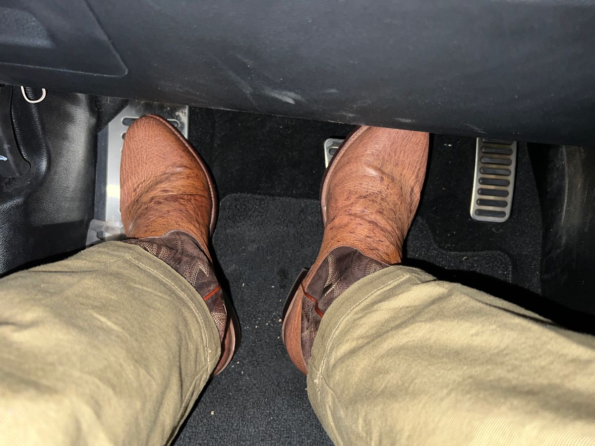 Photo by MichaelCarpenter on November 3, 2025 of the Tecovas The Weston in Russet Smooth Ostrich.