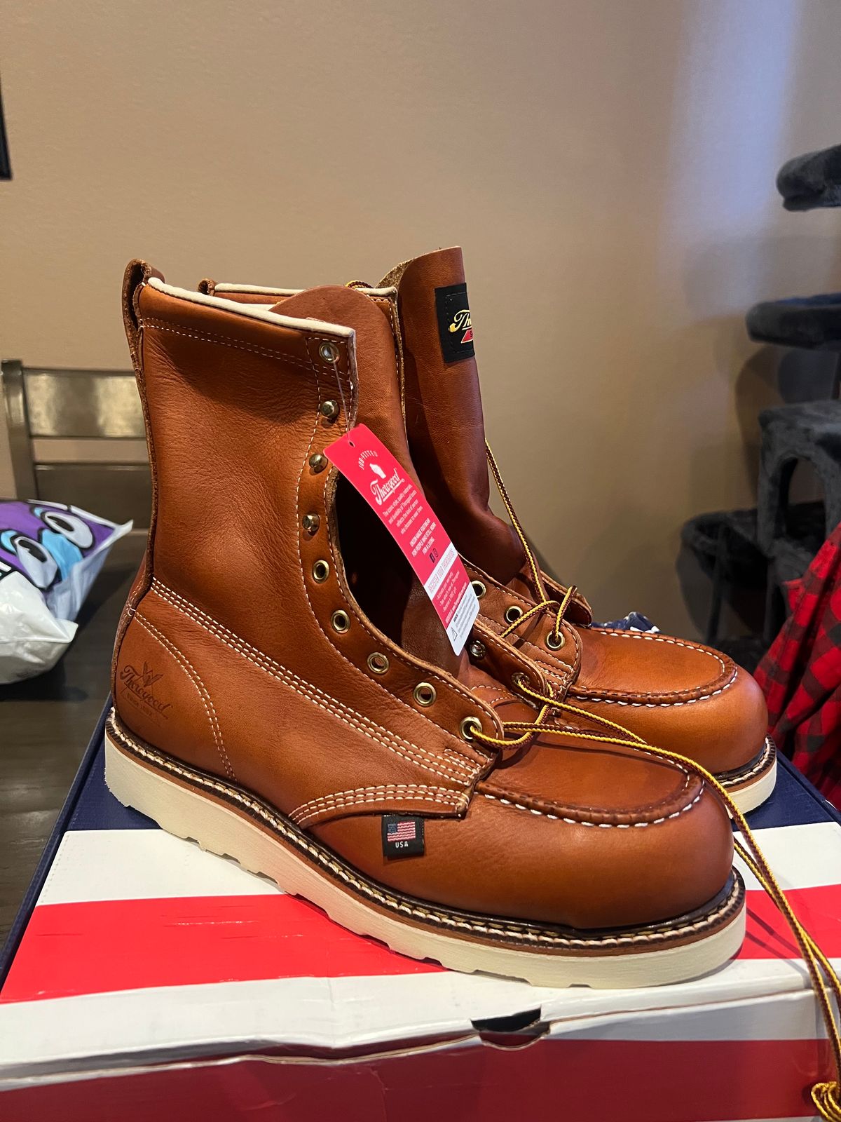 Photo by Tonytoekneetony on October 4, 2023 of the Thorogood 8" Moc Toe in Tobacco Gladiator Oil-Tanned.