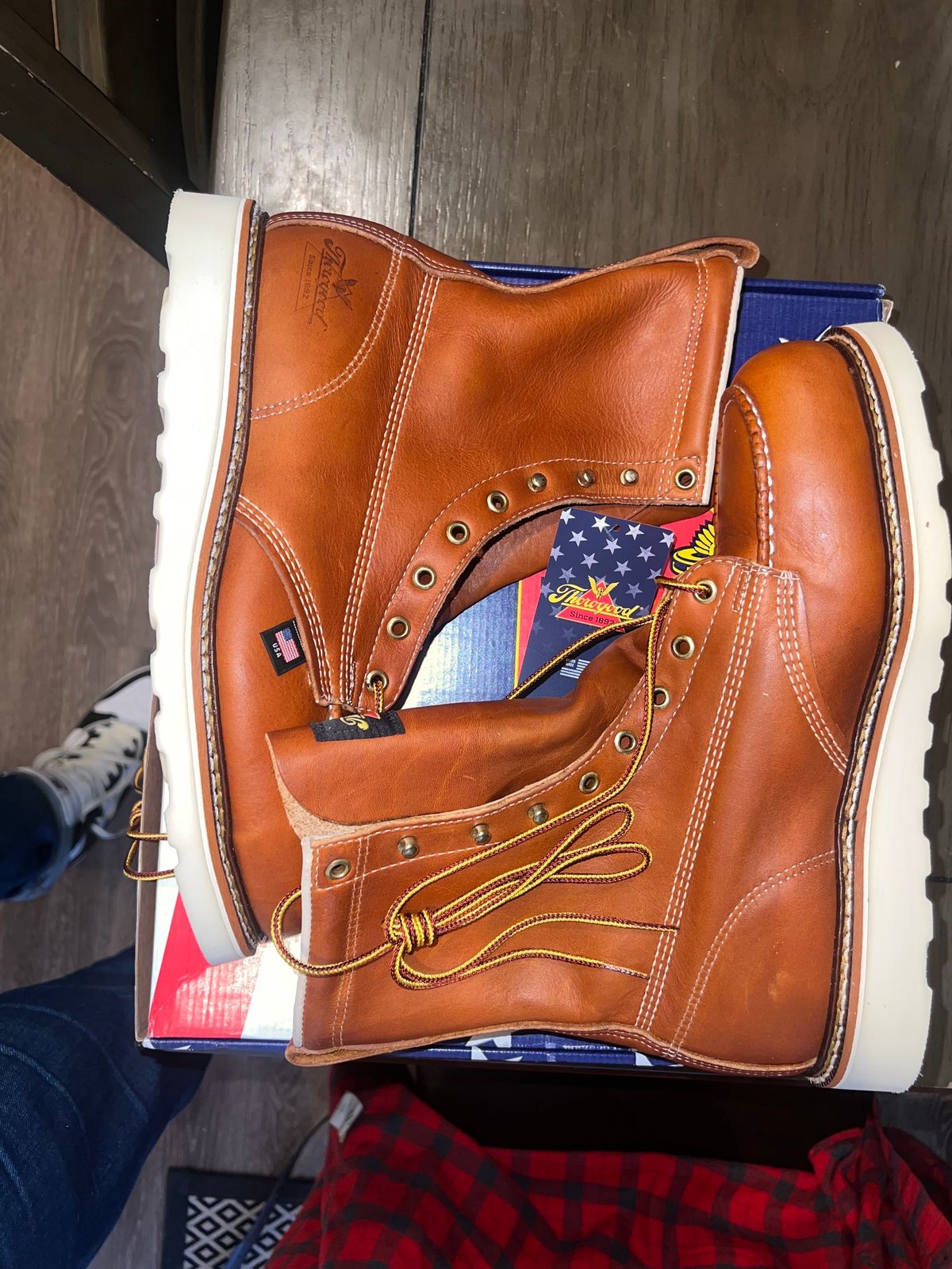 Photo by Tonytoekneetony on October 4, 2023 of the Thorogood 8" Moc Toe in Tobacco Gladiator Oil-Tanned.