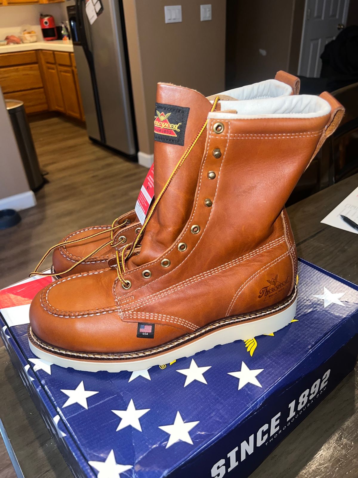 Photo by Tonytoekneetony on October 4, 2023 of the Thorogood 8" Moc Toe in Tobacco Gladiator Oil-Tanned.