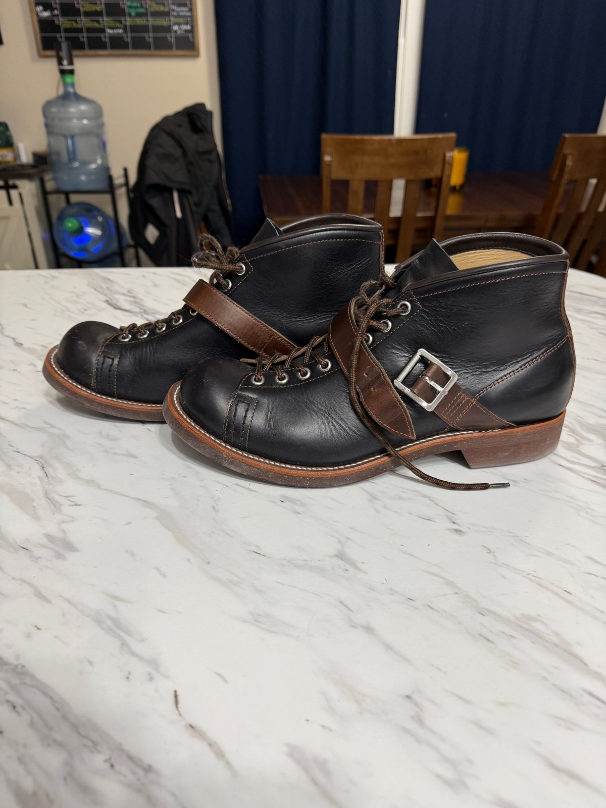 Photo by neocynn on December 5, 2025 of the Dr. Sole Ski Boot in Horween Black Chromexcel.