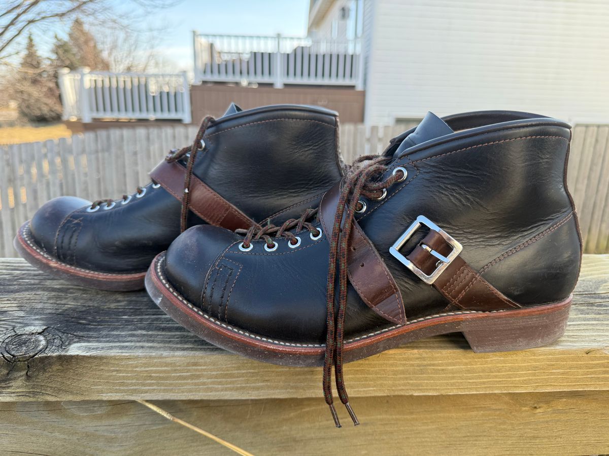 Photo by neocynn on February 5, 2026 of the Dr. Sole Ski Boot in Horween Black Chromexcel.
