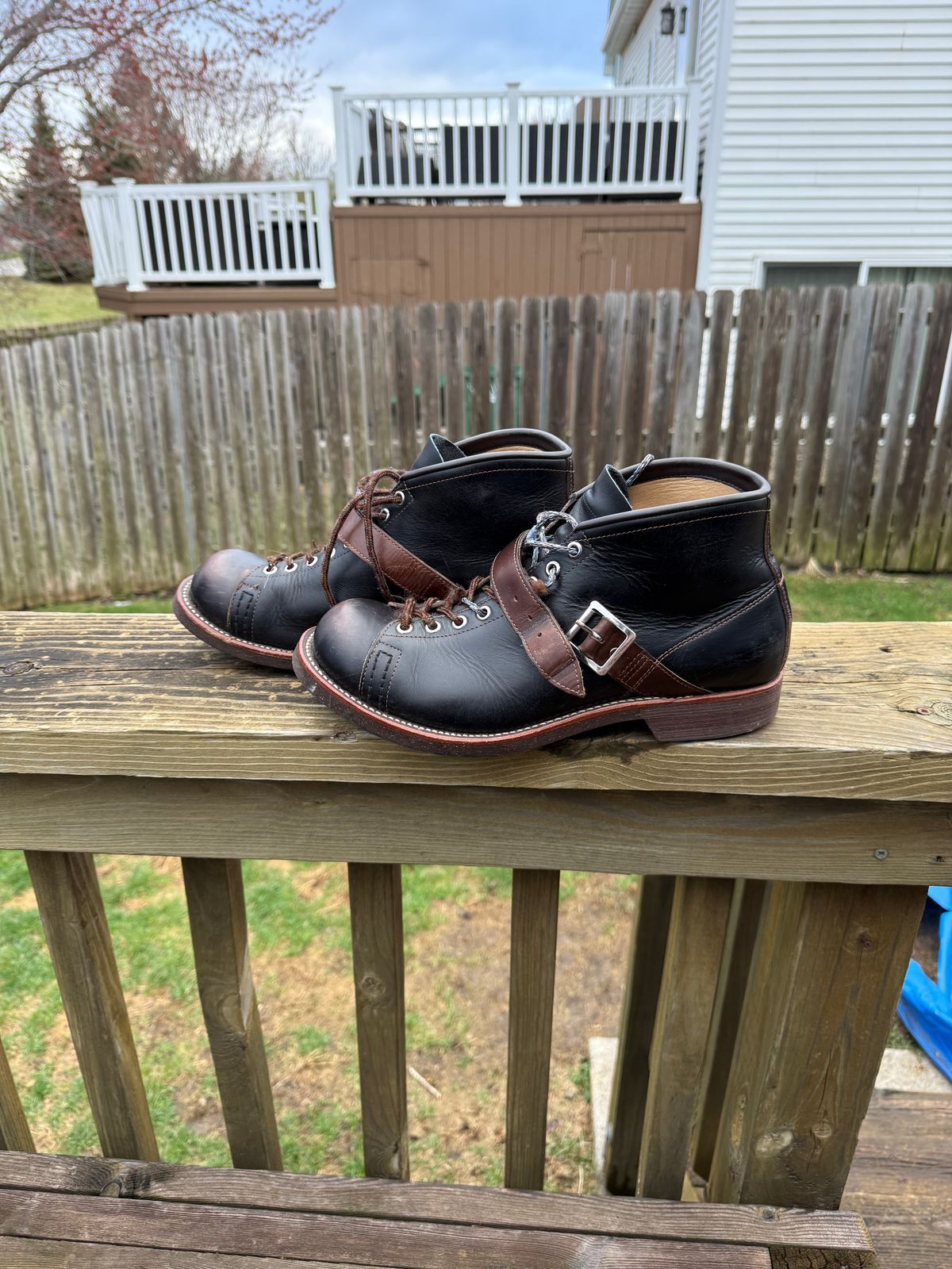Photo by neocynn on April 4, 2026 of the Dr. Sole Ski Boot in Horween Black Chromexcel.