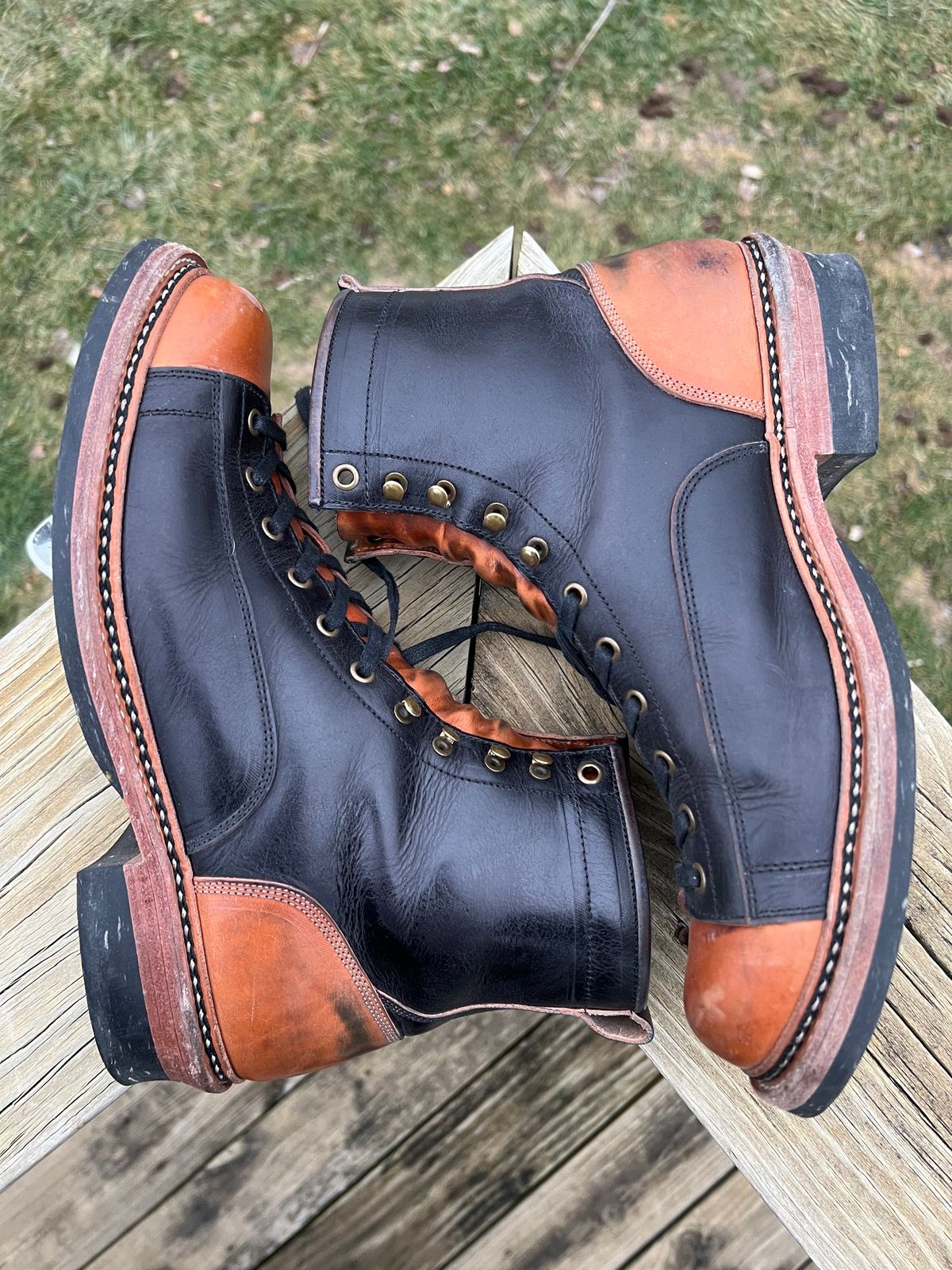 Photo by neocynn on February 3, 2024 of the Jakkrabbits 7-Inch Tamarin Boots in Badalassi Carlo Bone Pueblo.