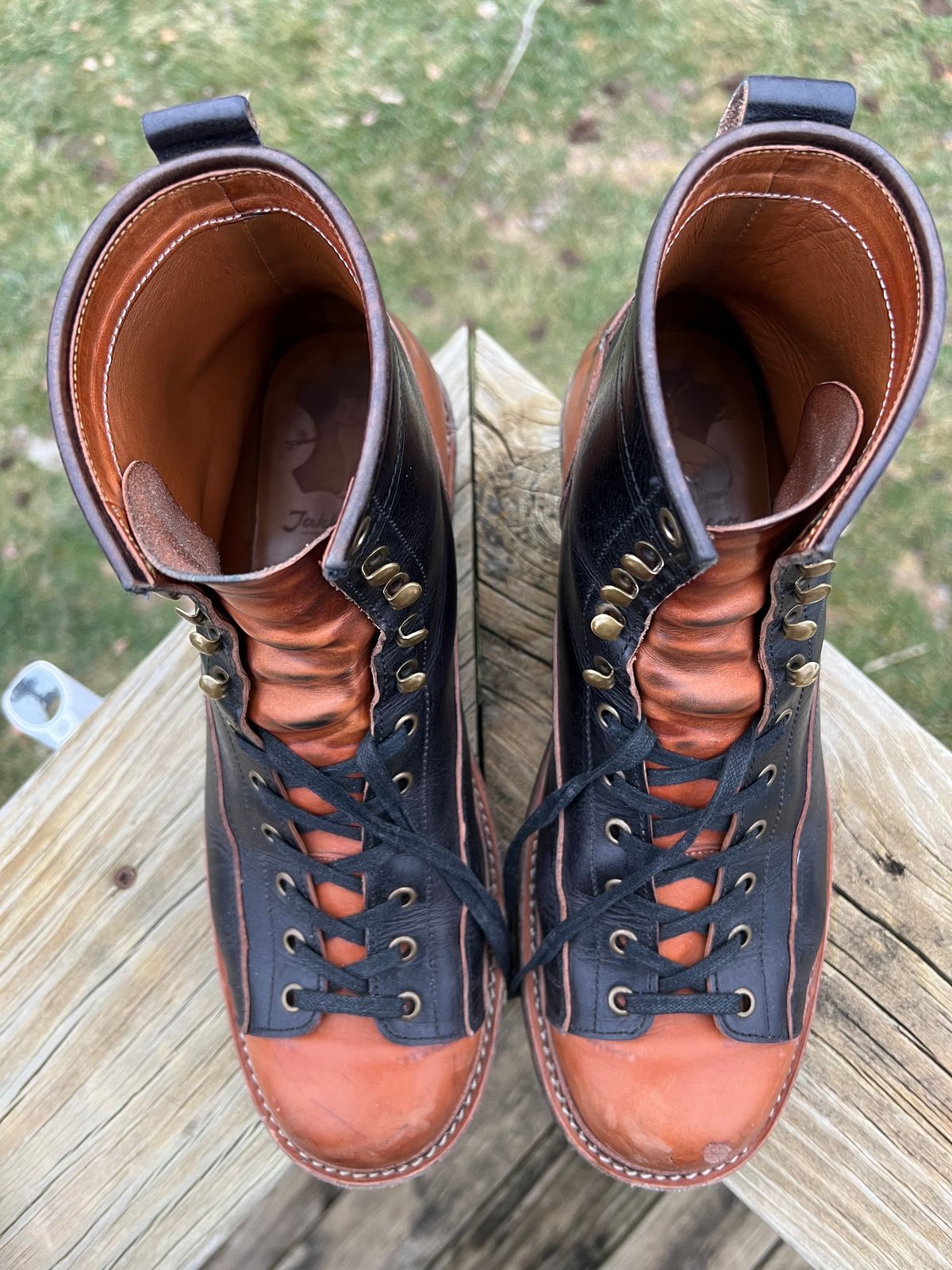 Photo by neocynn on February 3, 2024 of the Jakkrabbits 7-Inch Tamarin Boots in Badalassi Carlo Bone Pueblo.