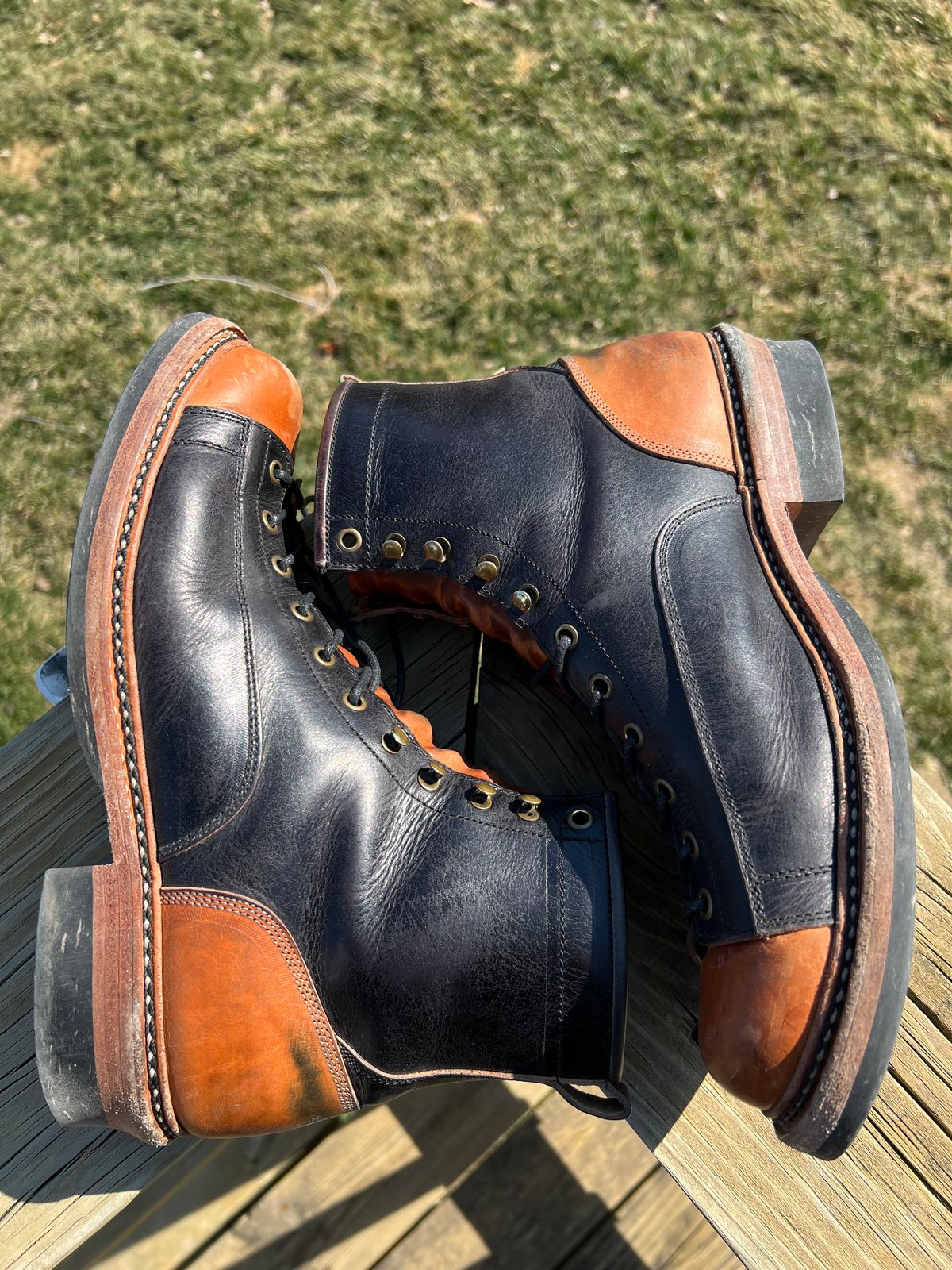 Photo by neocynn on March 1, 2024 of the Jakkrabbits 7-Inch Tamarin Boots in Badalassi Carlo Bone Pueblo.