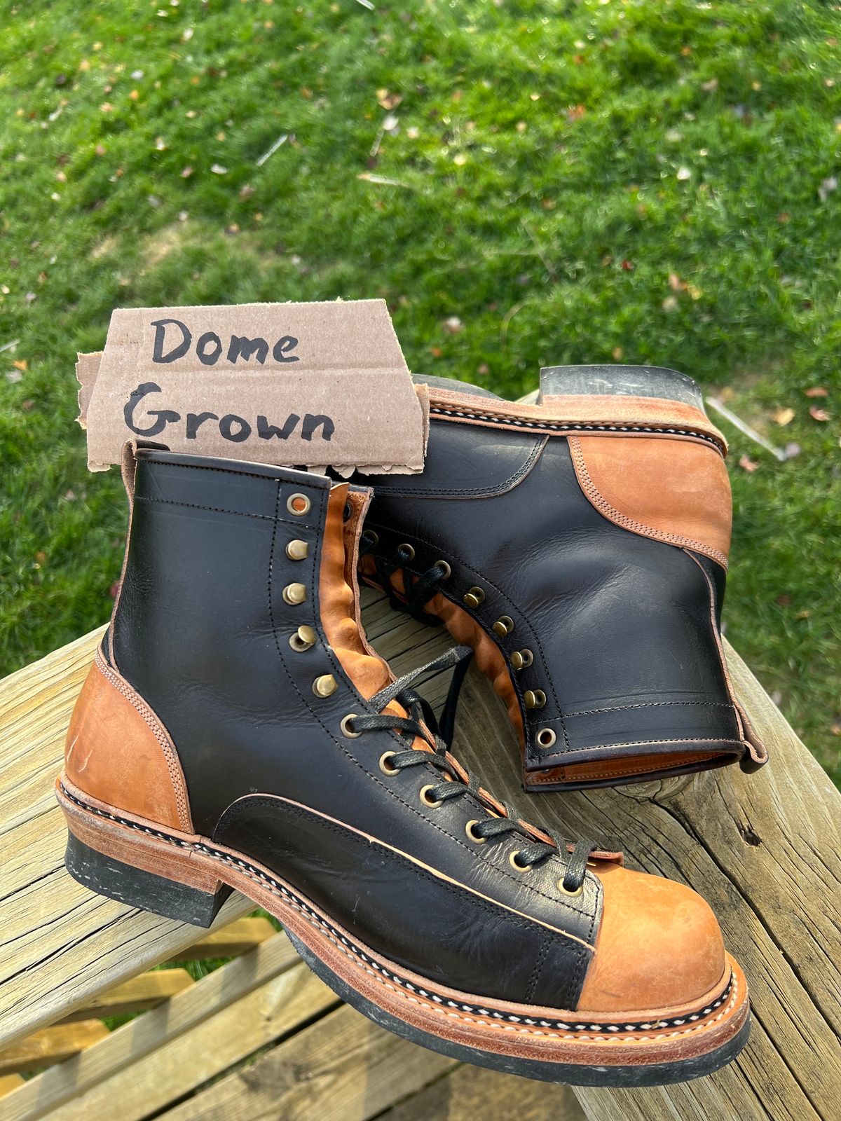 Photo by neocynn on November 5, 2023 of the Jakkrabbits 7-Inch Tamarin Boots in Badalassi Carlo Bone Pueblo.