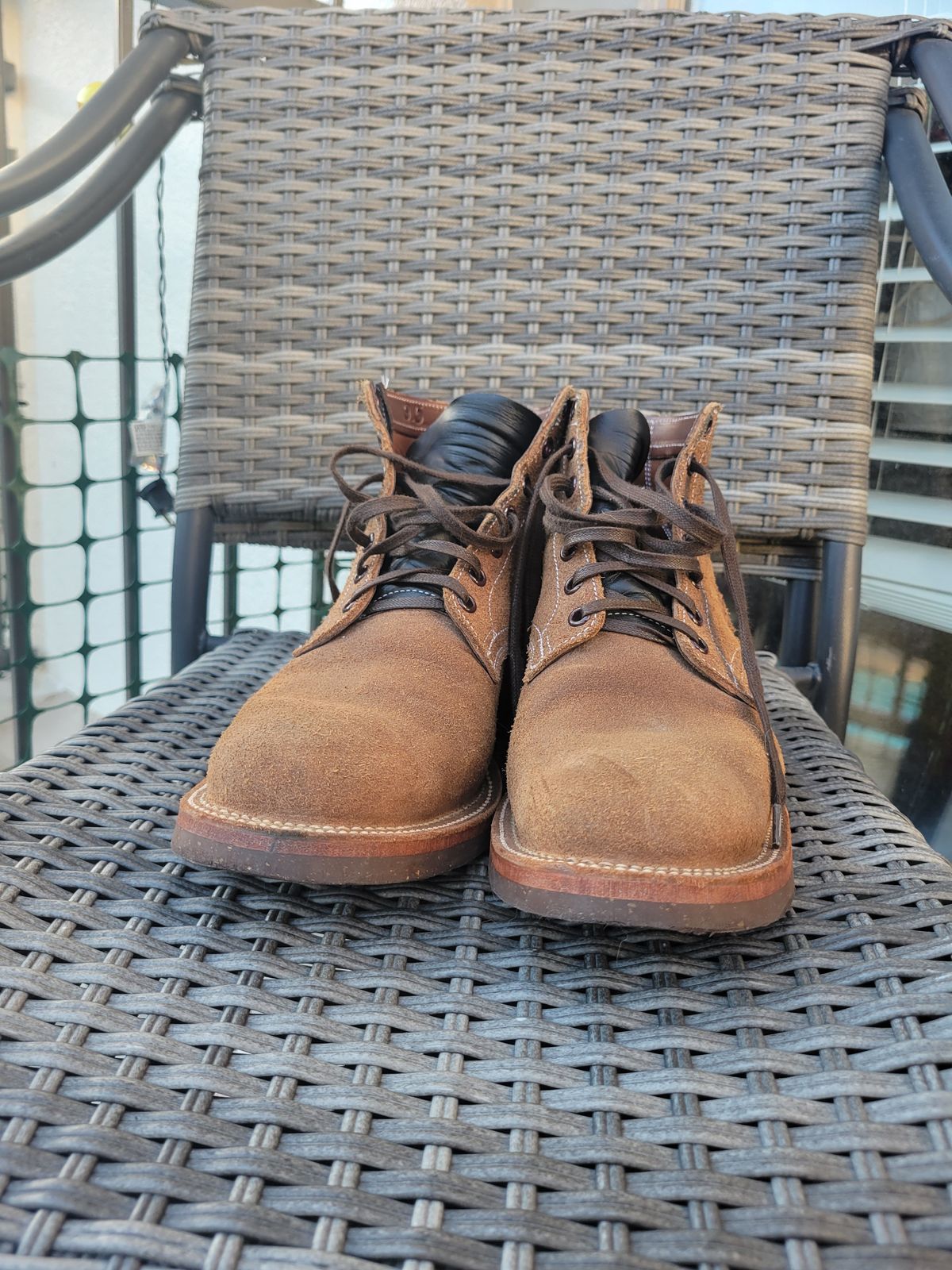 Photo by giraffchen on November 5, 2025 of the Oak Street Bootmakers Storm Boot in Horween Natural Chromexcel Roughout.
