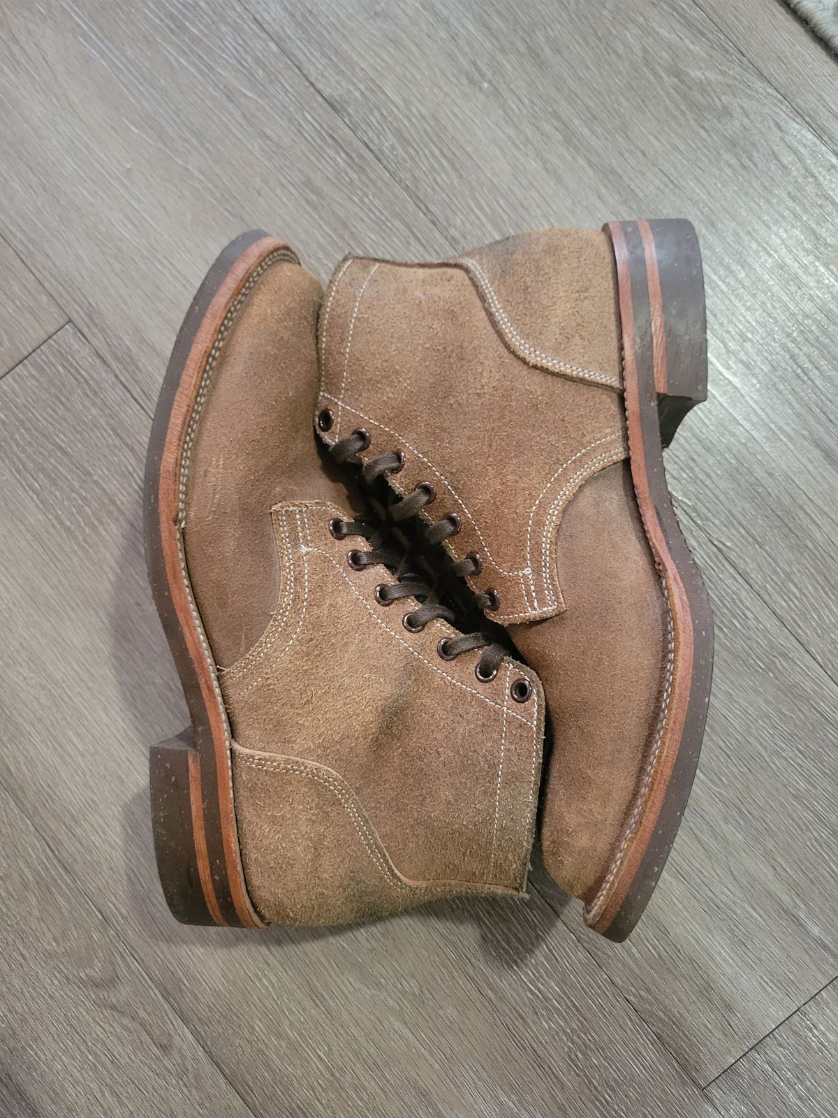 Photo by giraffchen on December 5, 2025 of the Oak Street Bootmakers Storm Boot in Horween Natural Chromexcel Roughout.