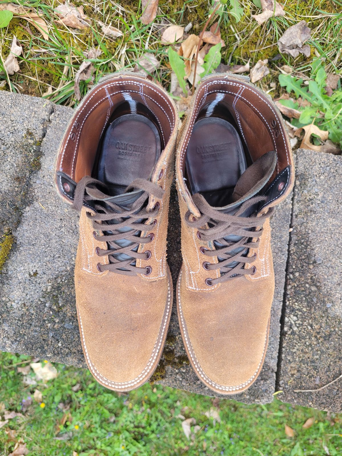 Photo by giraffchen on April 5, 2026 of the Oak Street Bootmakers Storm Boot in Horween Natural Chromexcel Roughout.