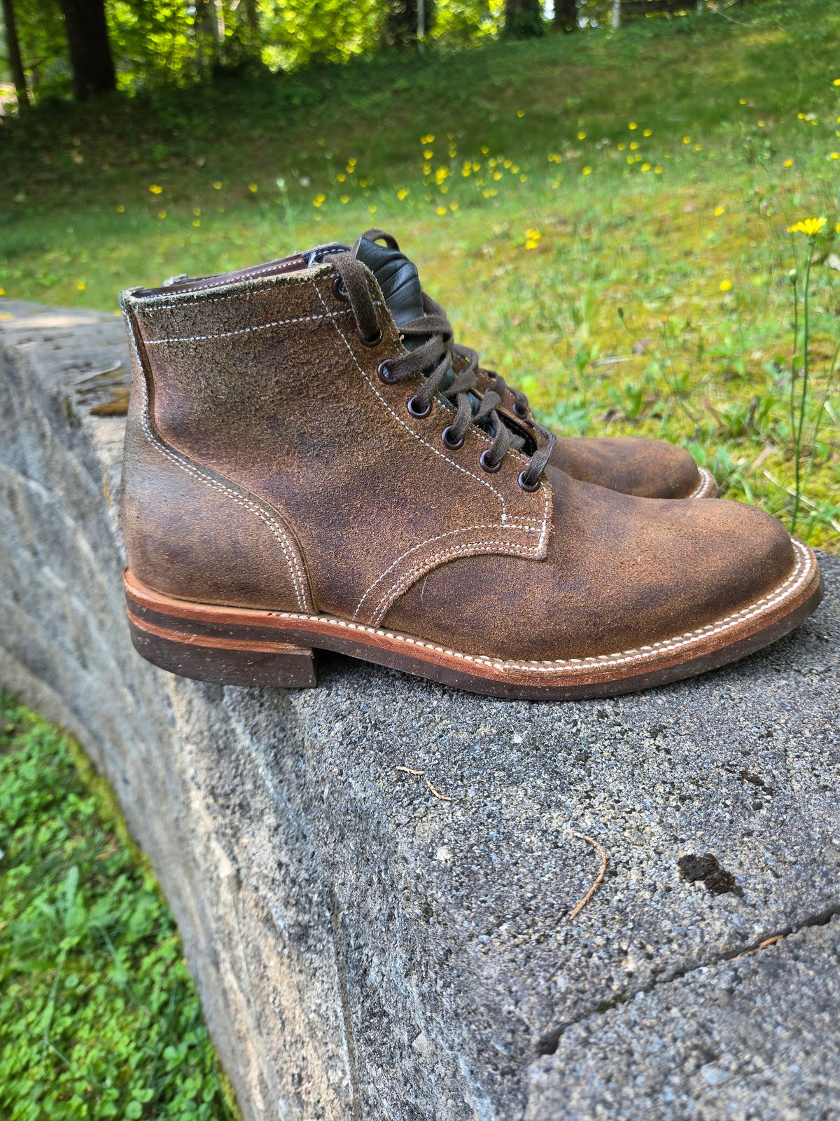 Photo by giraffchen on July 4, 2026 of the Oak Street Bootmakers Storm Boot in Horween Natural Chromexcel Roughout.