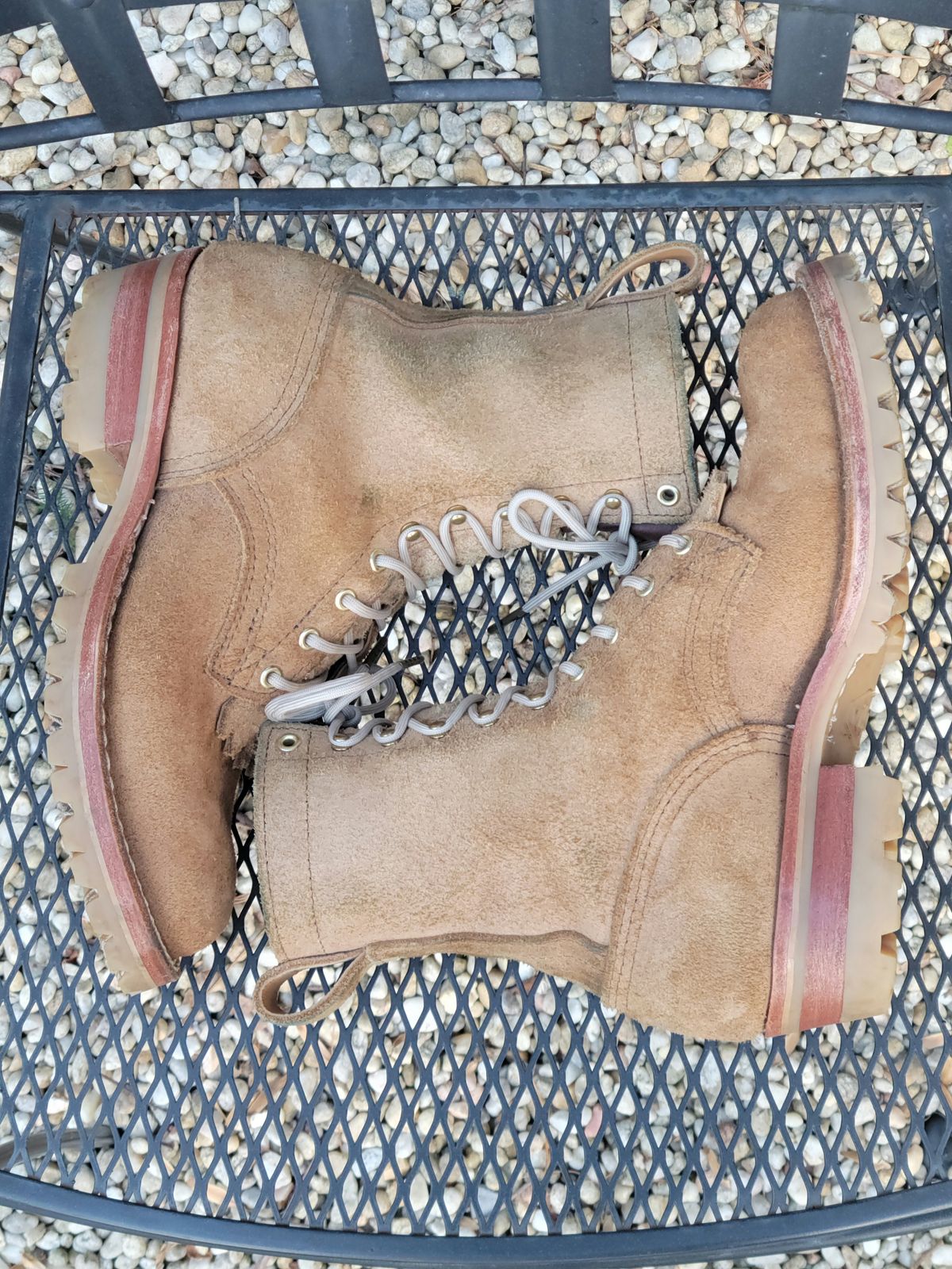 Photo by giraffchen on December 5, 2023 of the Nicks DomePro in Seidel 1964 Tan Roughout.