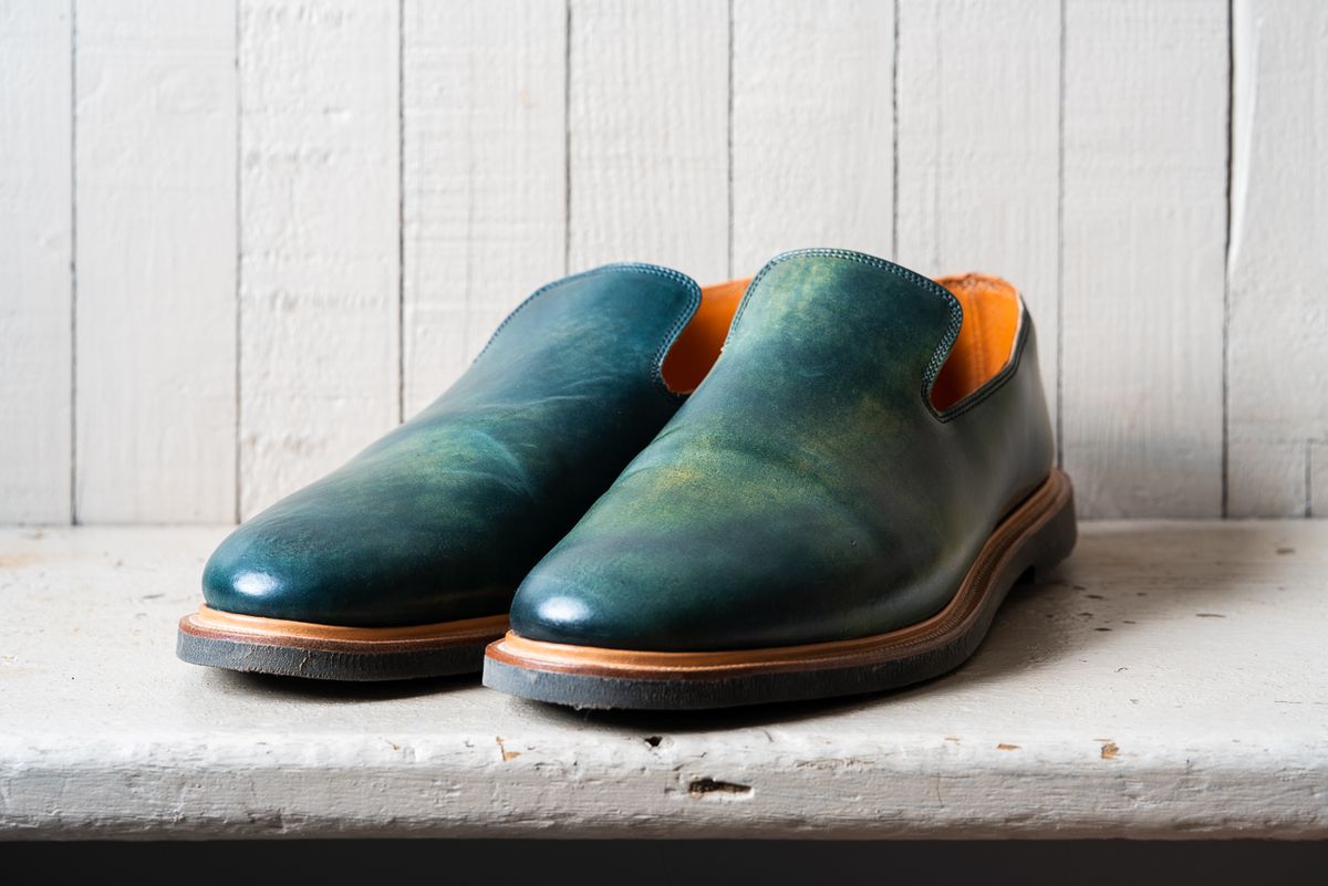 Photo by amvoith on October 1, 2022 of the Viberg Slipper in Horween Black Scuffed Shell Cordovan.