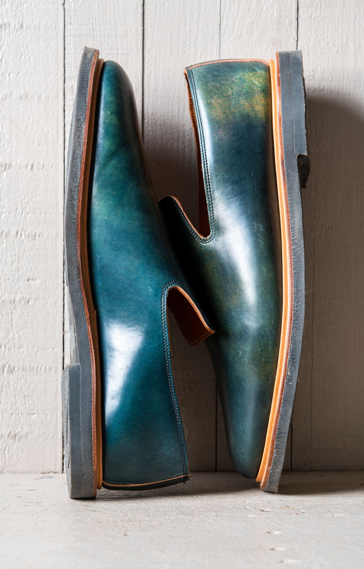 Photo by amvoith on October 1, 2022 of the Viberg Slipper in Horween Black Scuffed Shell Cordovan.