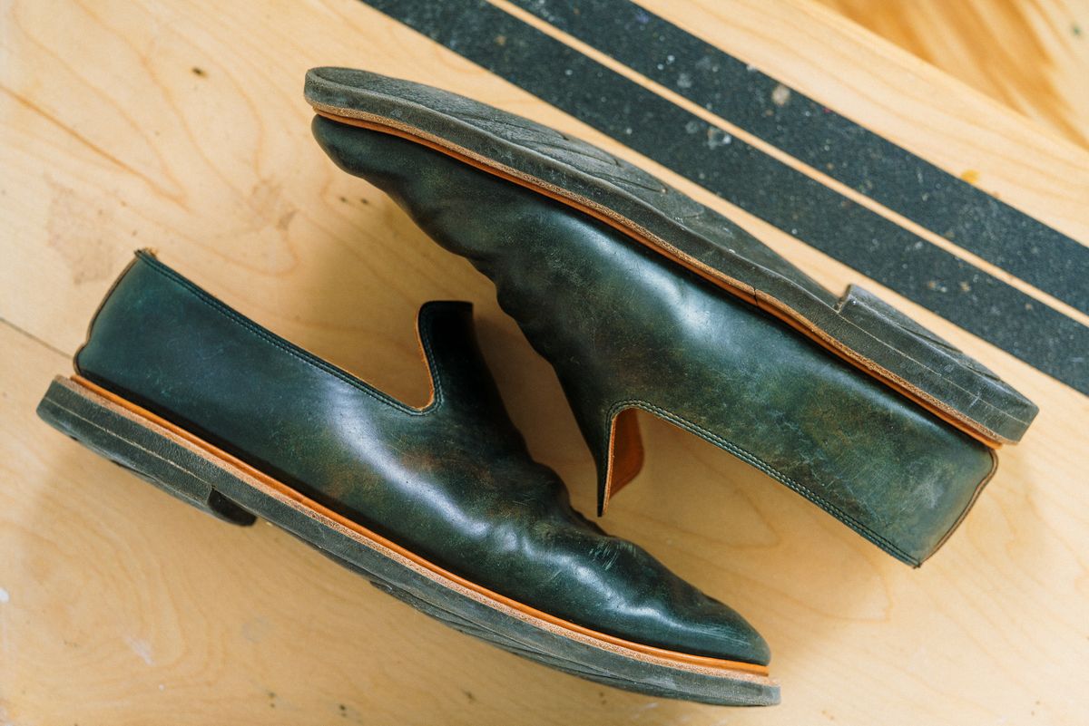 Photo by amvoith on March 4, 2023 of the Viberg Slipper in Horween Black Scuffed Shell Cordovan.