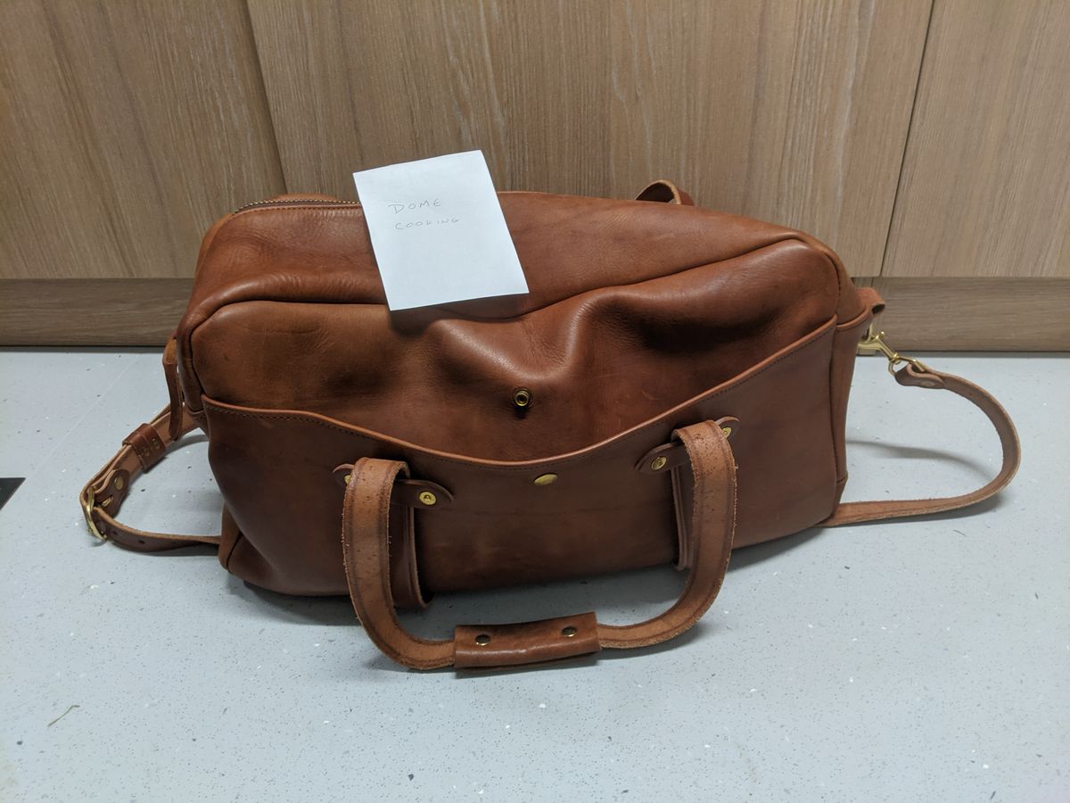 Photo by amvoith on November 1, 2025 of the Homestead Brand Standard Duffle No. 2004 in USA Tanned Full Grain 6-8oz Leather.