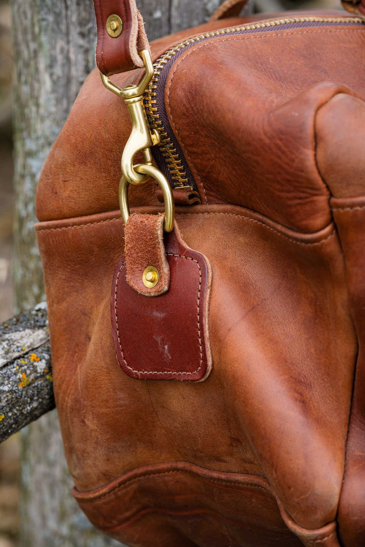 Photo by amvoith on April 2, 2026 of the Homestead Brand Standard Duffle No. 2004 in USA Tanned Full Grain 6-8oz Leather.