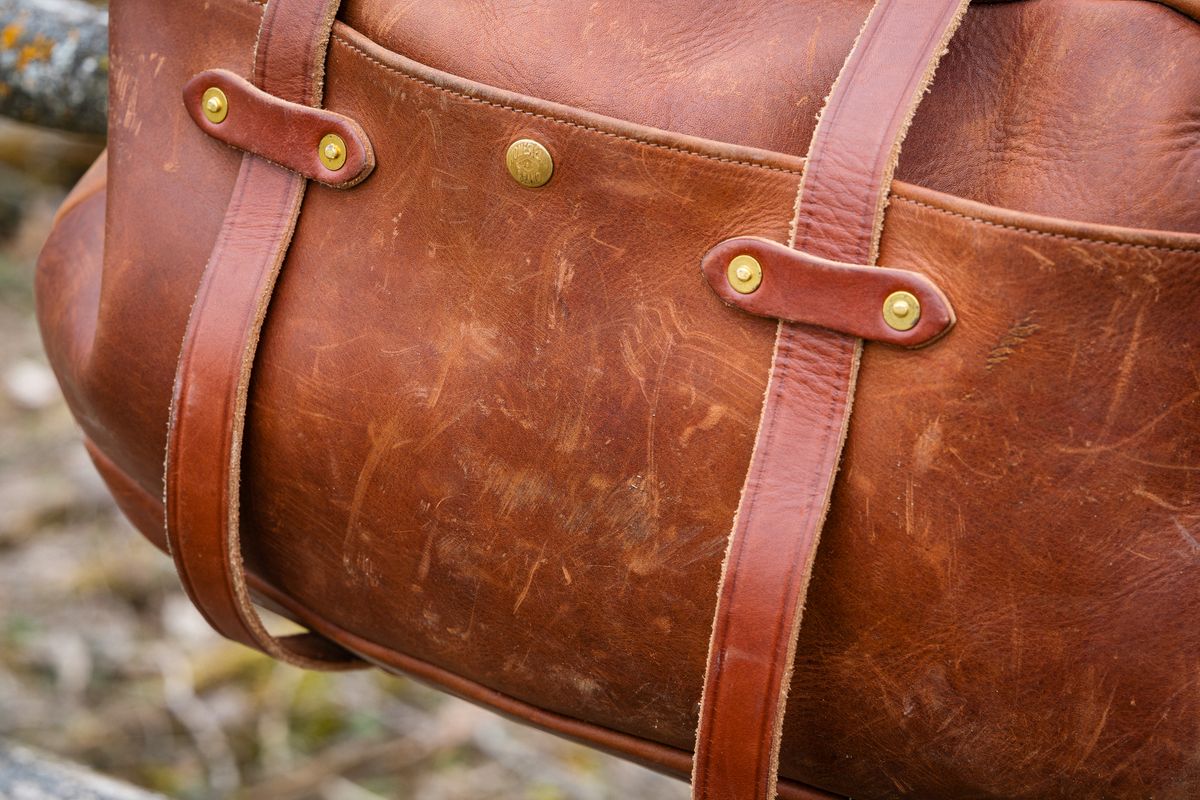 Photo by amvoith on April 2, 2026 of the Homestead Brand Standard Duffle No. 2004 in USA Tanned Full Grain 6-8oz Leather.