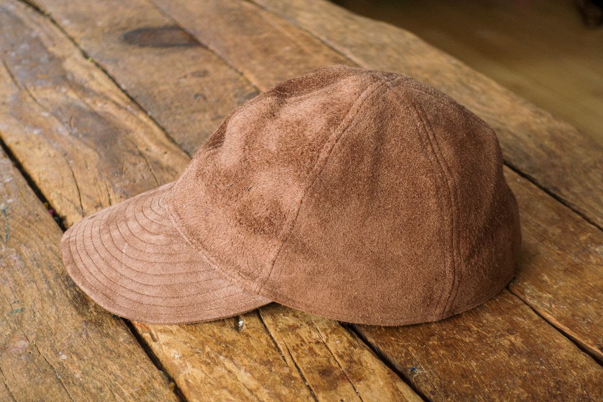 Photo by amvoith on February 8, 2025 of the Papa Nui A-26 in Shinki Mid Brown Horsehide Roughout.