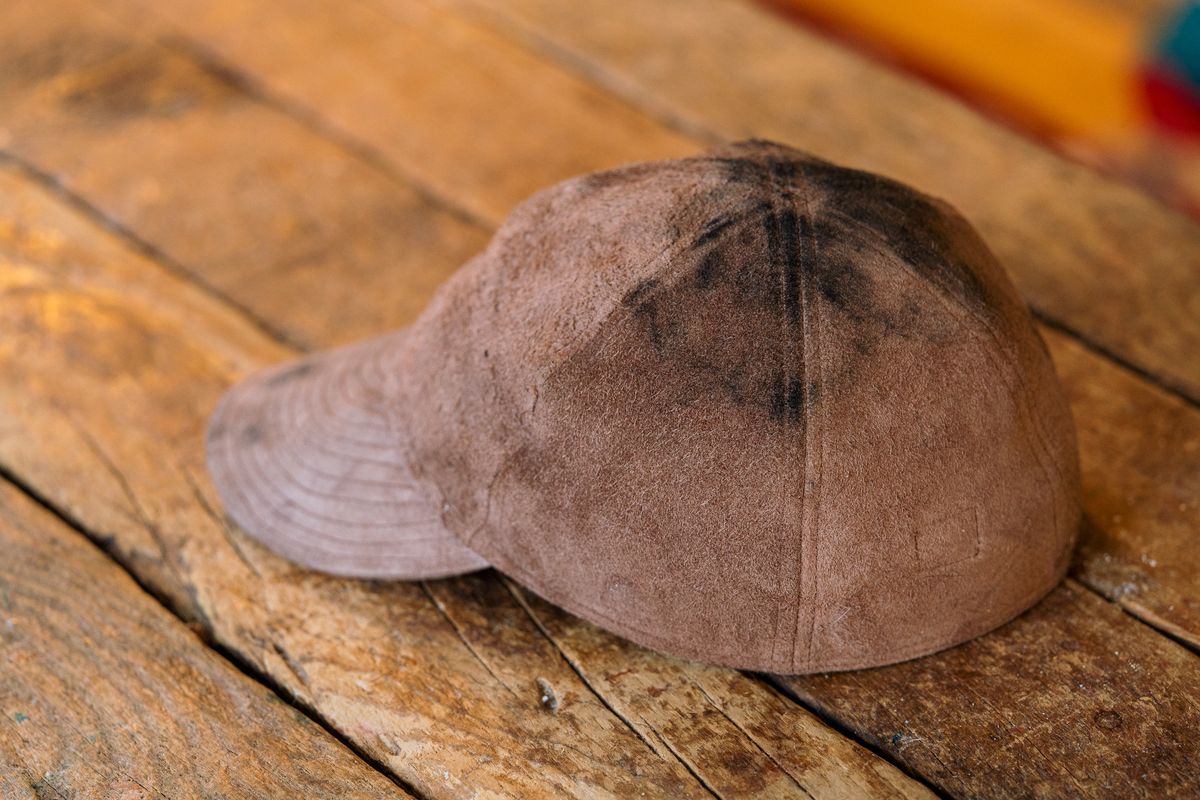 Photo by amvoith on April 6, 2025 of the Papa Nui A-26 in Shinki Mid Brown Horsehide Roughout.