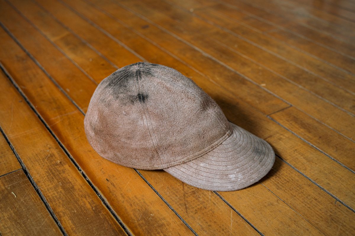 Photo by amvoith on January 7, 2026 of the Papa Nui A-26 in Shinki Mid Brown Horsehide Roughout.