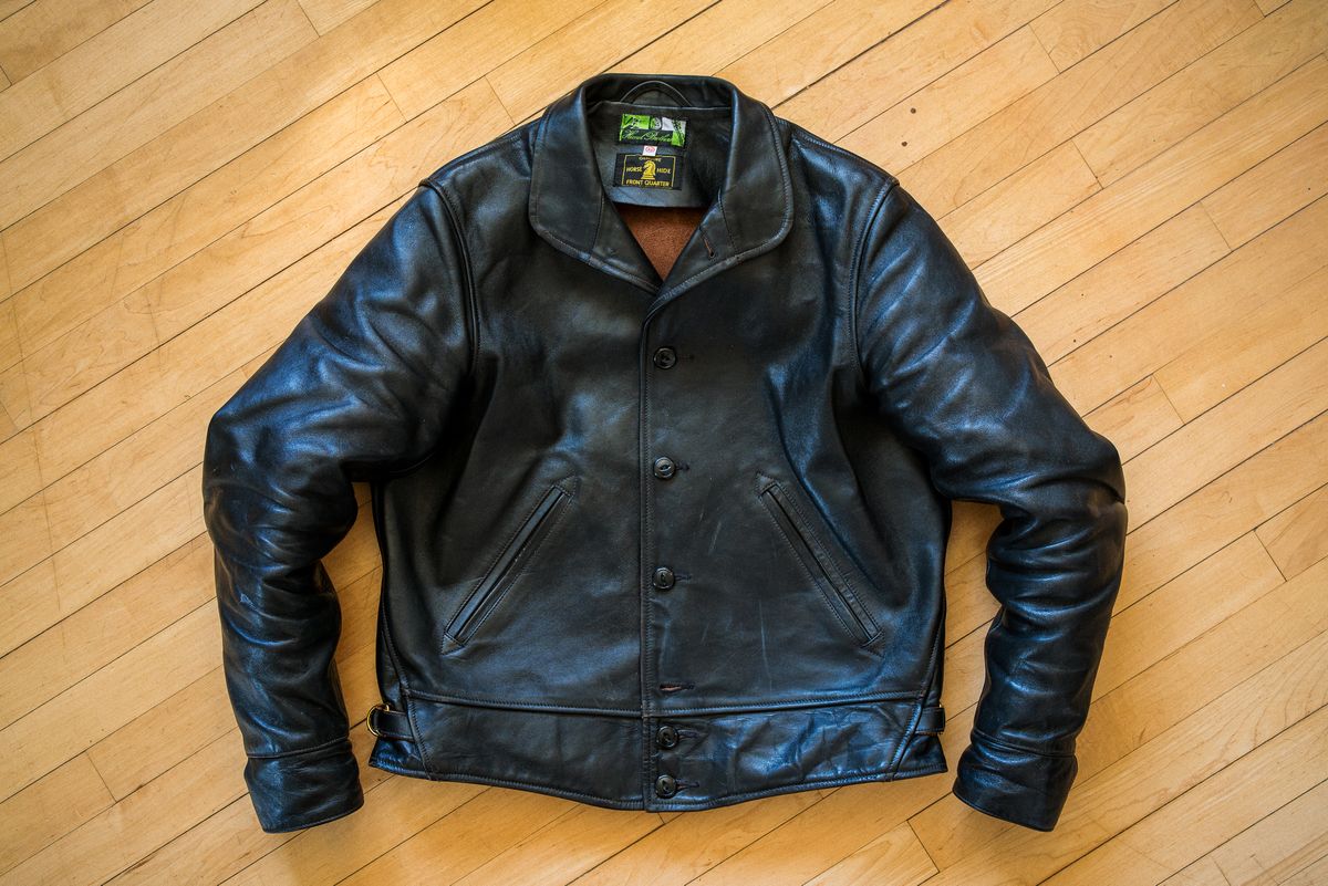 Photo by amvoith on October 19, 2024 of the Himel Bros. Excelsior in Shinki Black Pigment Horsehide.