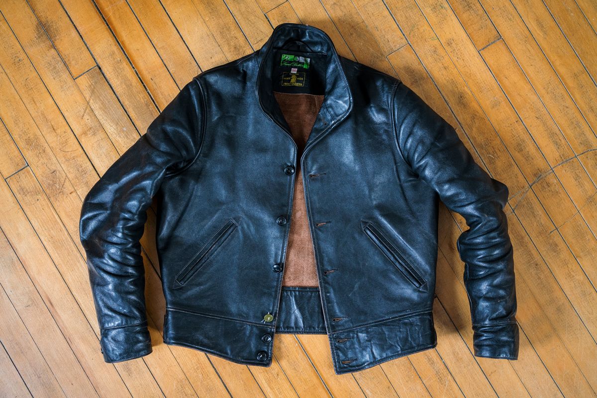 Photo by amvoith on January 7, 2026 of the Himel Bros. Excelsior in Shinki Black Pigment Horsehide.