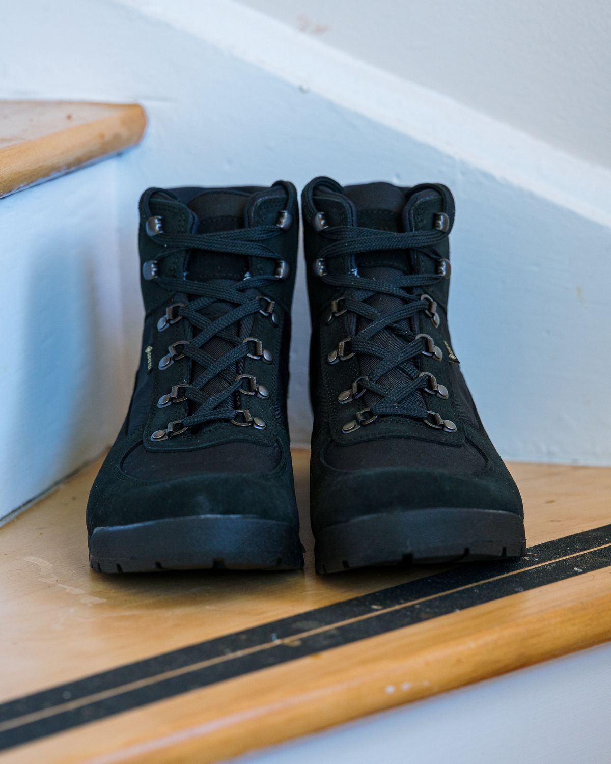 Photo by amvoith on April 17, 2025 of the Asolo Supertrek in Water Resistant Suede & Gor-Tex.