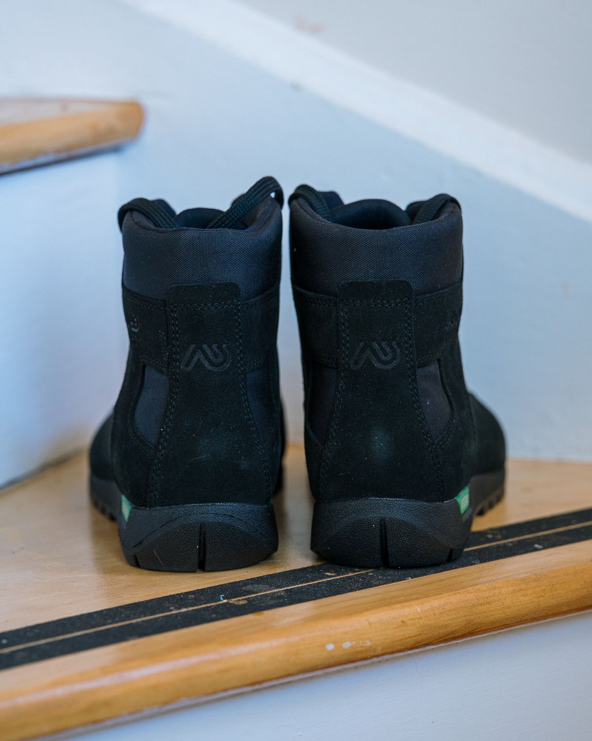 Photo by amvoith on April 17, 2025 of the Asolo Supertrek in Water Resistant Suede & Gor-Tex.