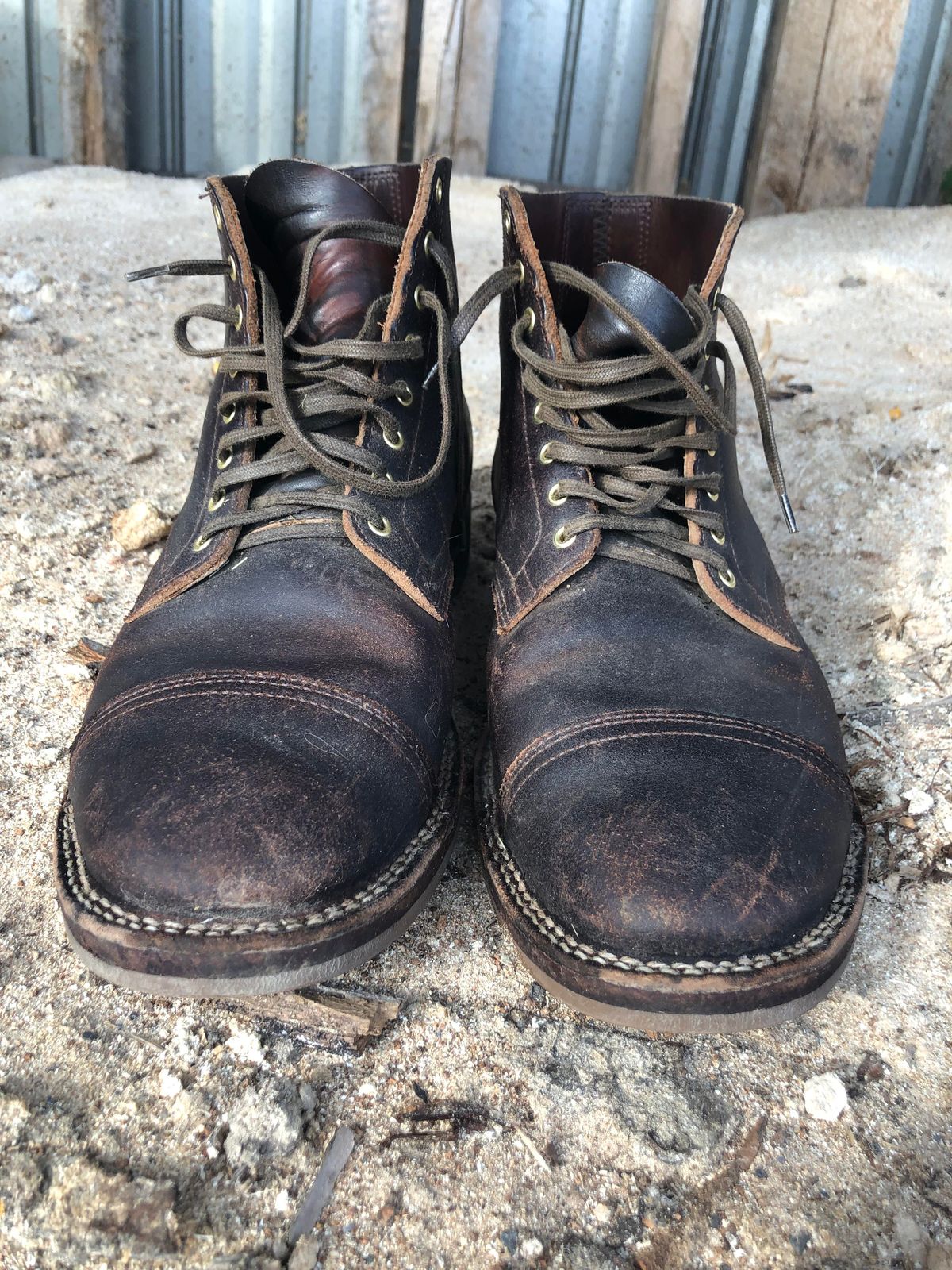 Photo by amvoith on November 4, 2023 of the Viberg Service Boot in Horween Brown Waxed Flesh.