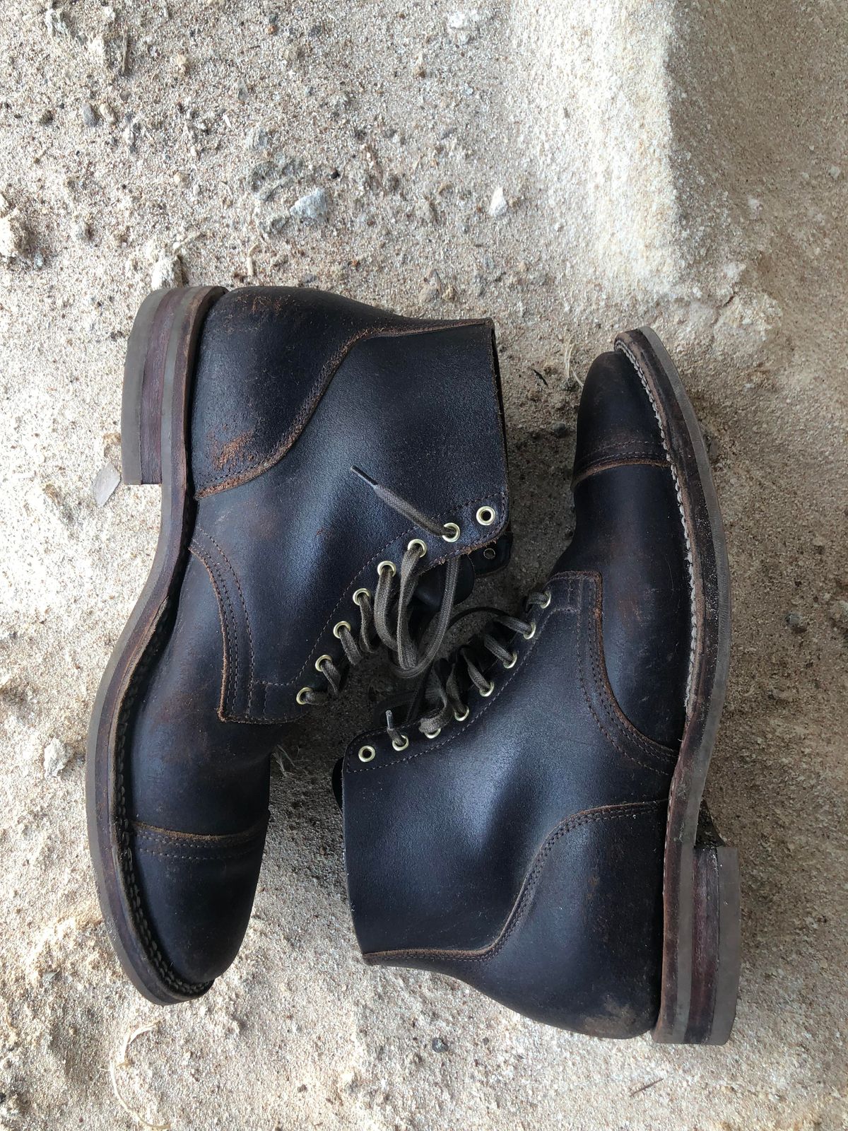 Photo by amvoith on November 4, 2023 of the Viberg Service Boot in Horween Brown Waxed Flesh.