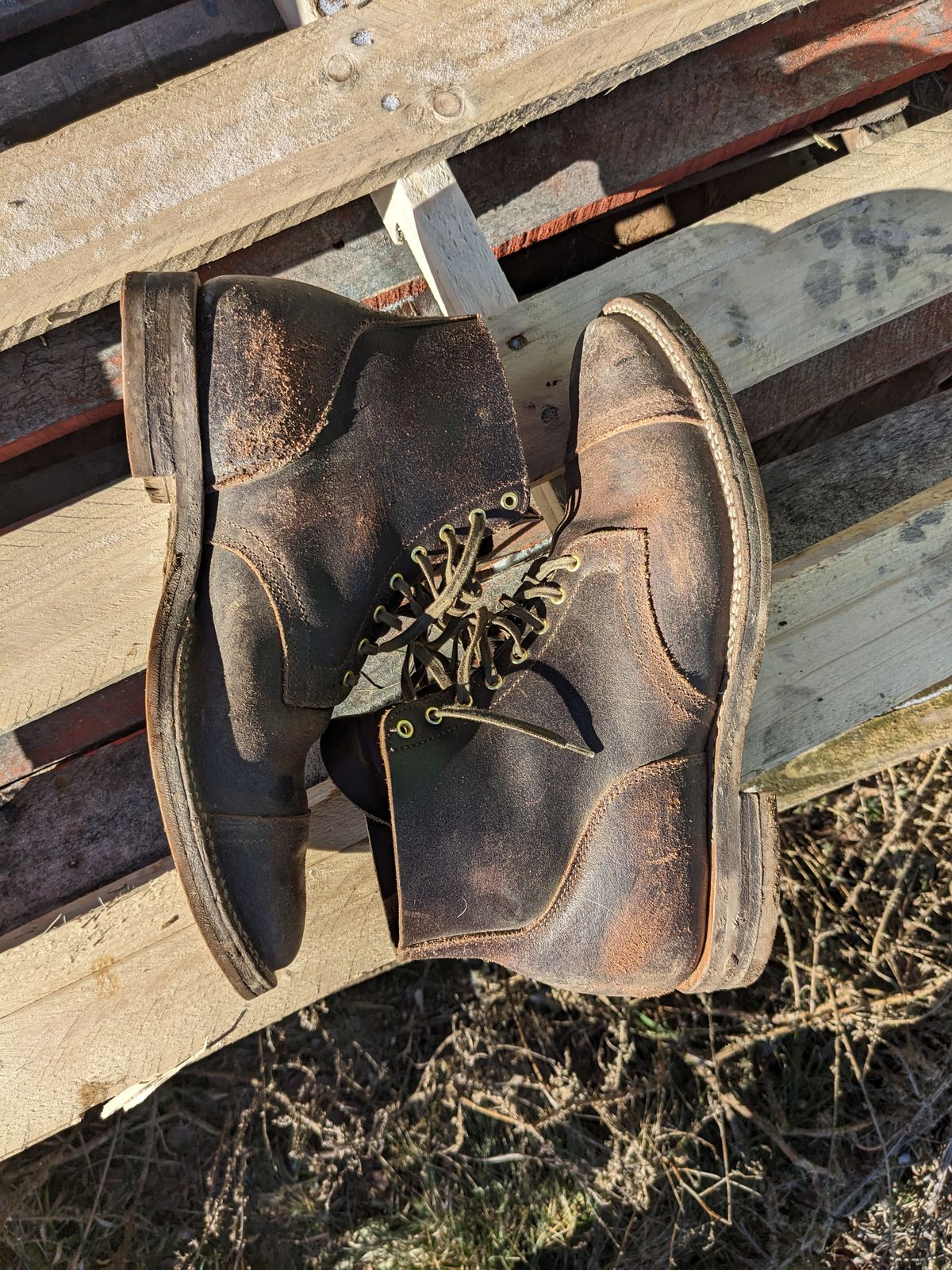 Photo by amvoith on January 1, 2024 of the Viberg Service Boot in Horween Brown Waxed Flesh.