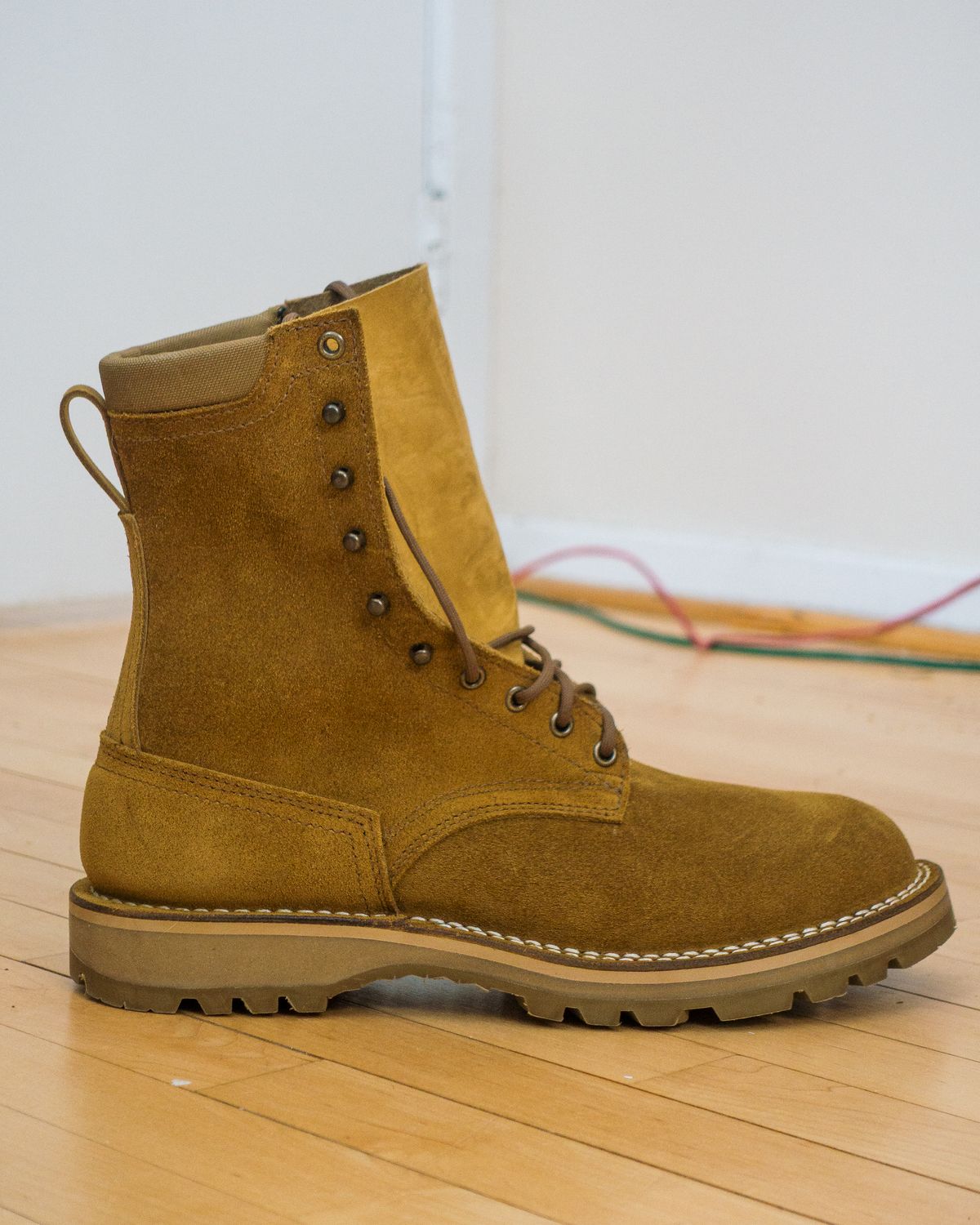 Photo by amvoith on March 3, 2025 of the Nicks Tactical in WeaherShield Coyote Brown Roughout.