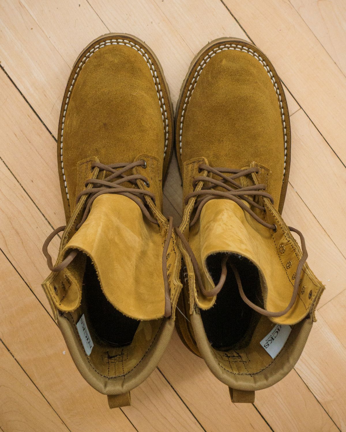 Photo by amvoith on March 3, 2025 of the Nicks Tactical in WeaherShield Coyote Brown Roughout.