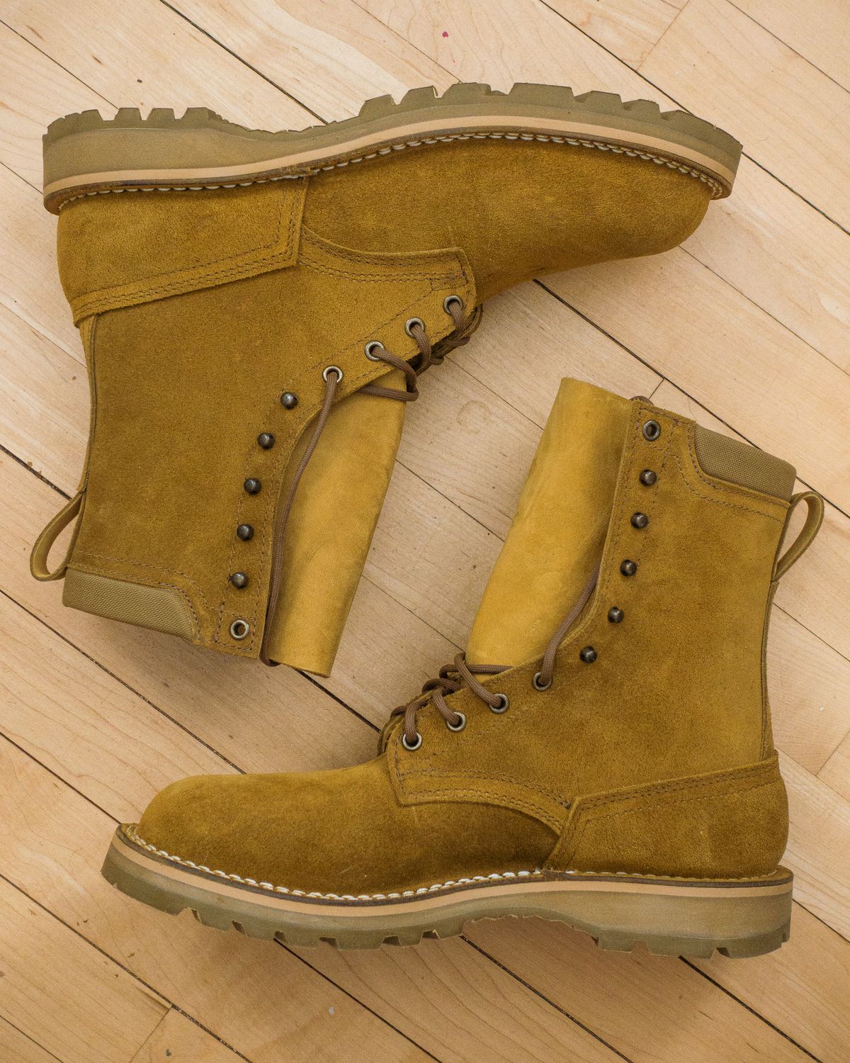 Photo by amvoith on March 3, 2025 of the Nicks Tactical in WeaherShield Coyote Brown Roughout.